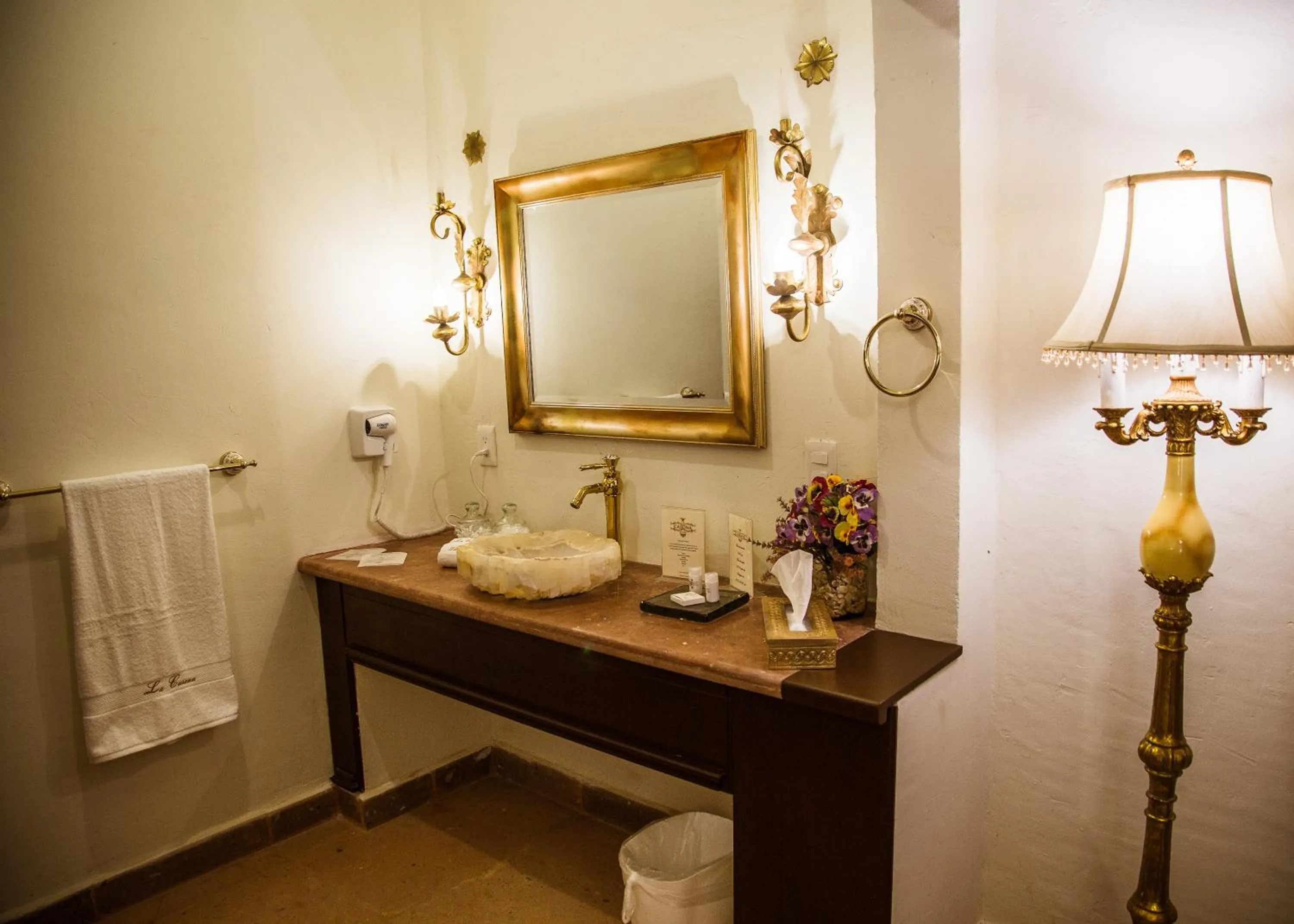 Toilet in La Casona Minera