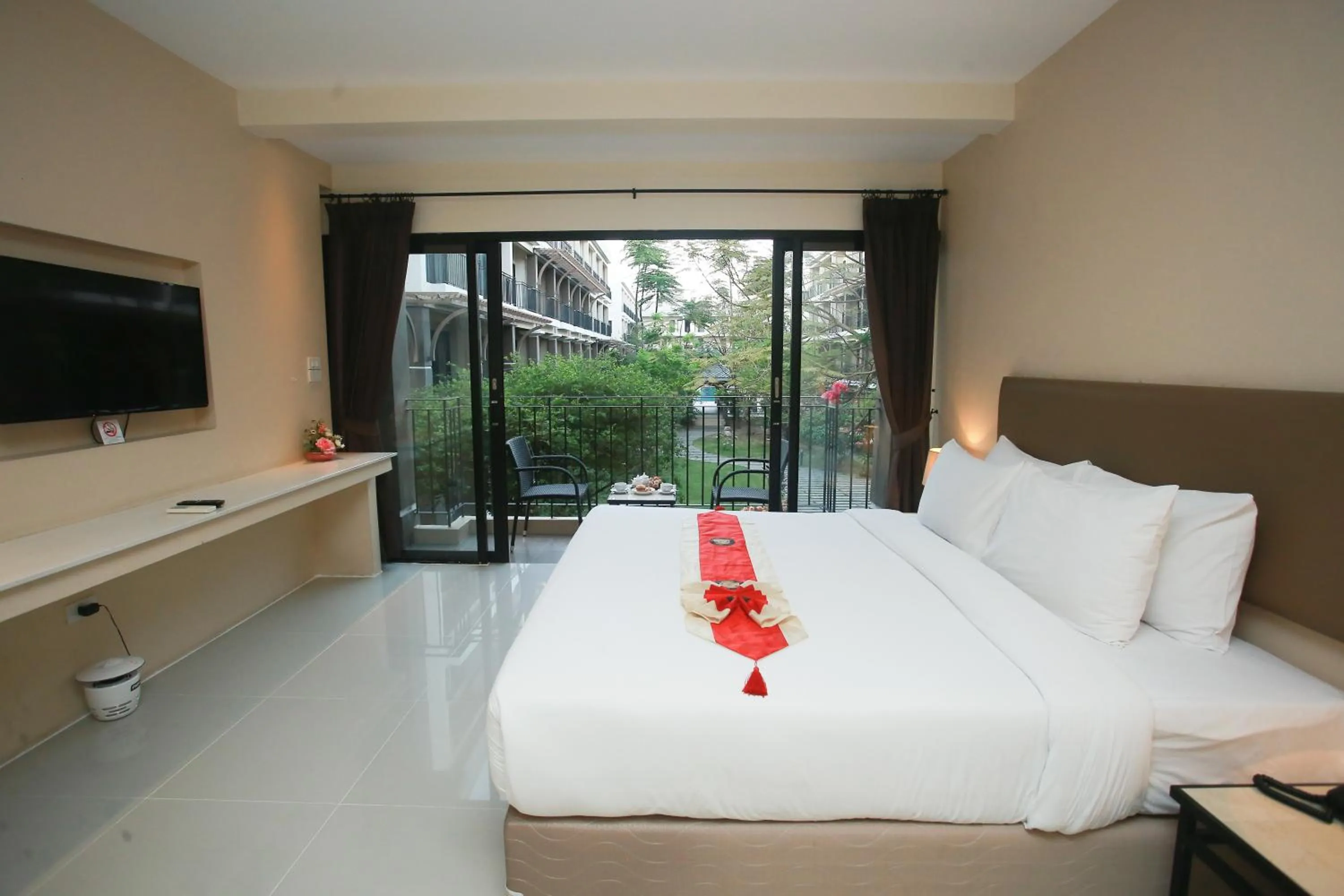 Bed in Summer Tree Hotel