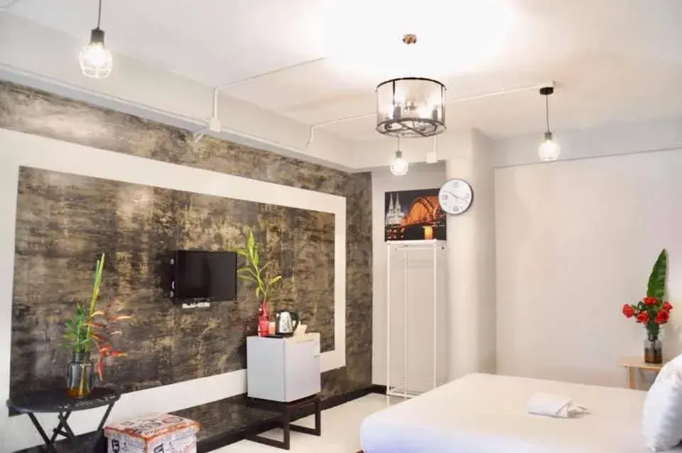 Standard King Room in Eat n Sleep Standard King Room in Eat n Sleep