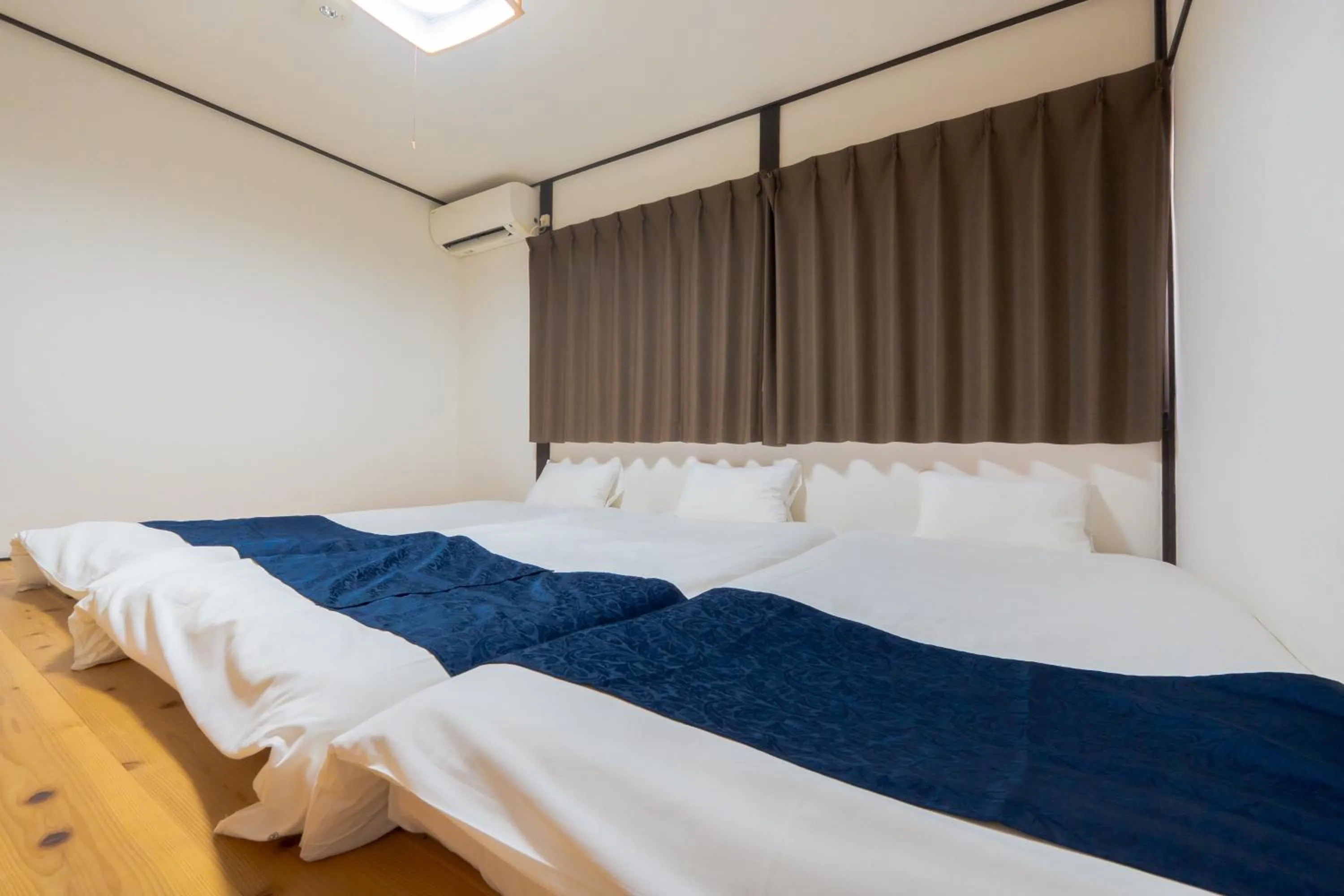Bed in Guest house Connection Karasuma Gojo