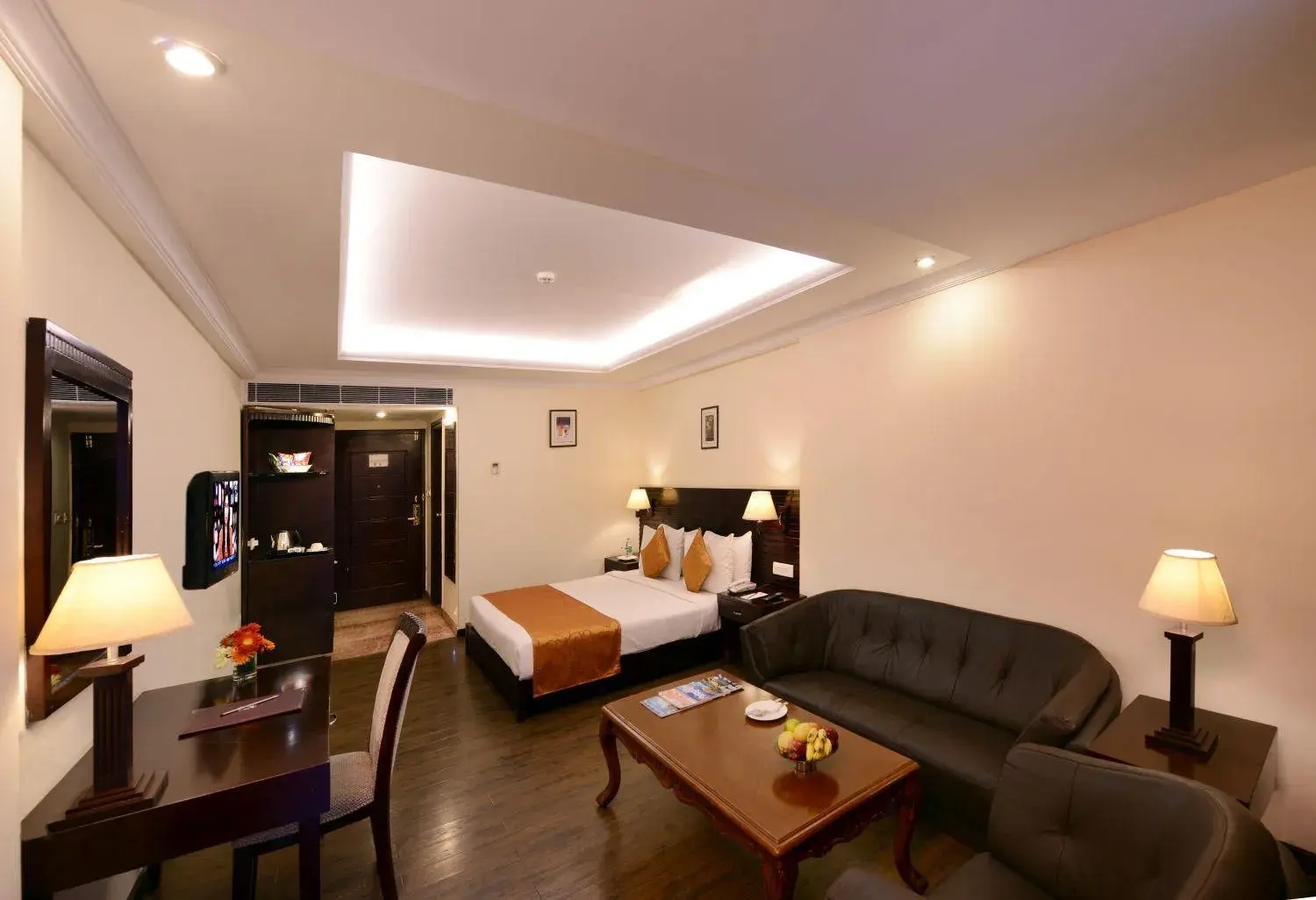 Suite - single occupancy in Keshav Clarks Inn Gadag Suite - single occupancy in Keshav Clarks Inn Gadag