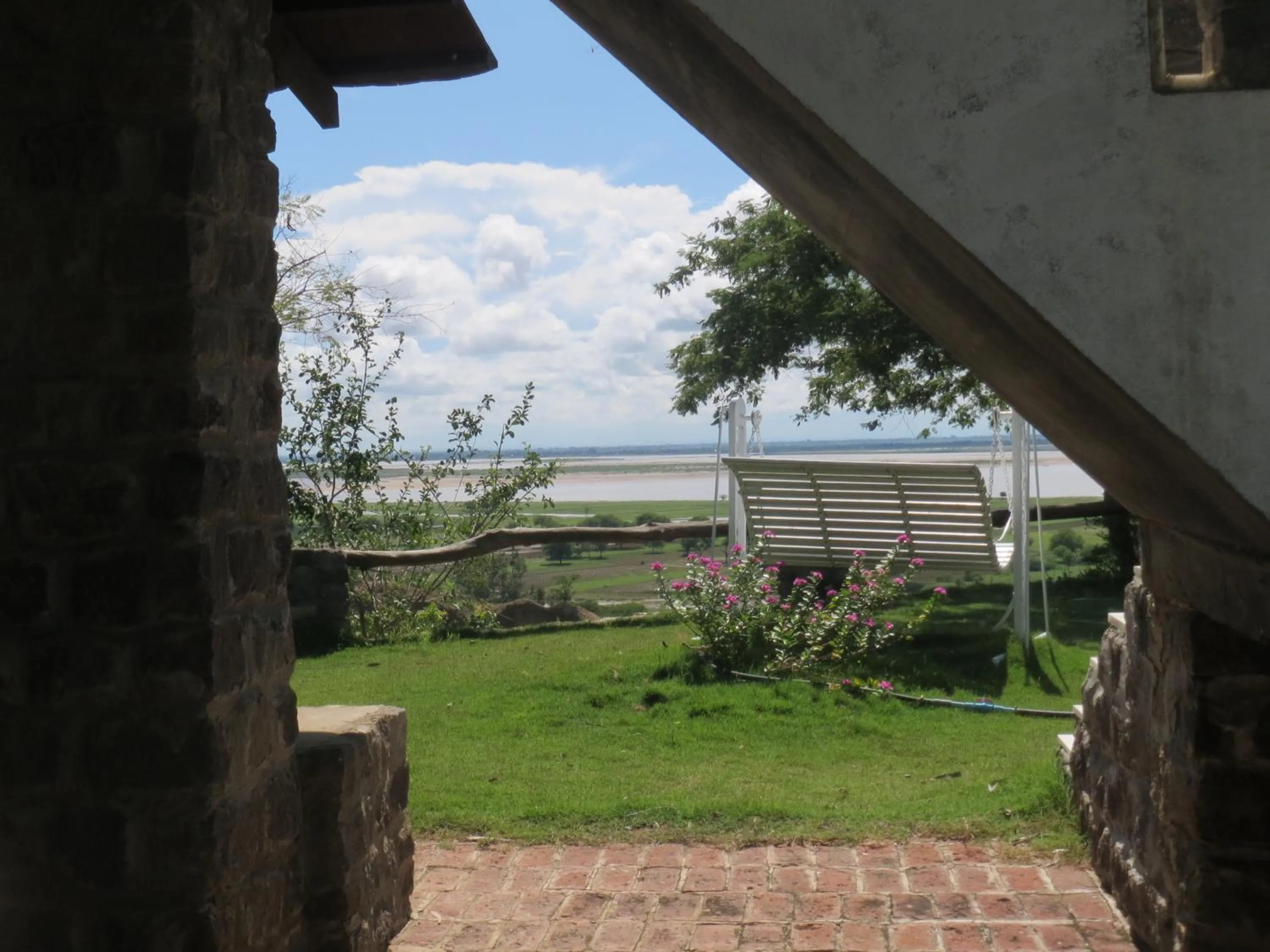 Garden in Lei Thar Gone Guest House