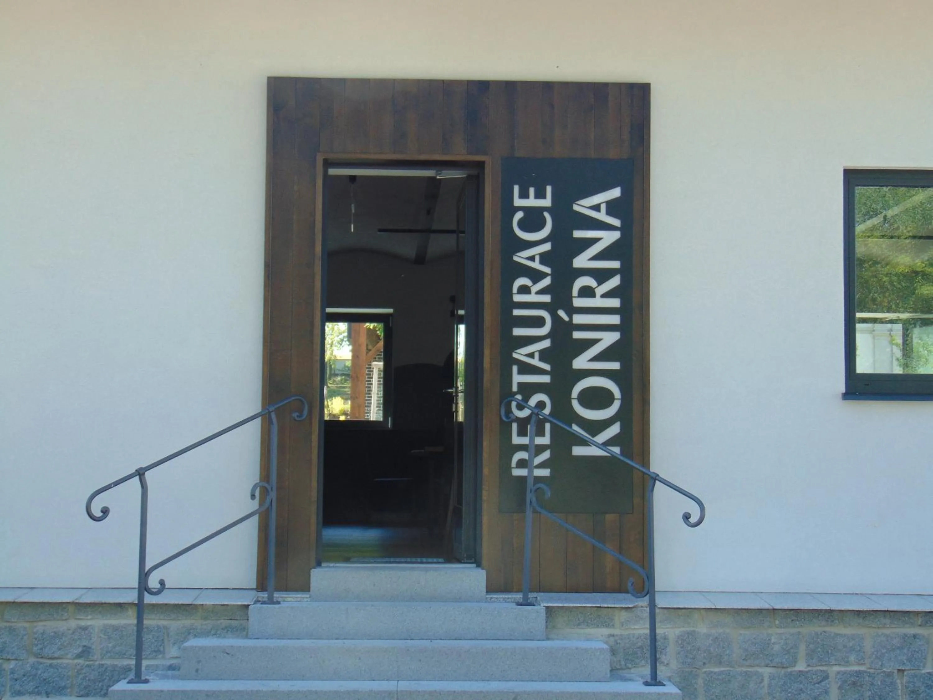 Restaurant/places to eat in Hotel Panství Dlouhá Lhota