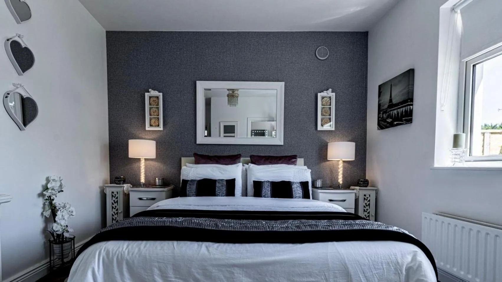 Bedroom, Bed in Woodleigh Lodge