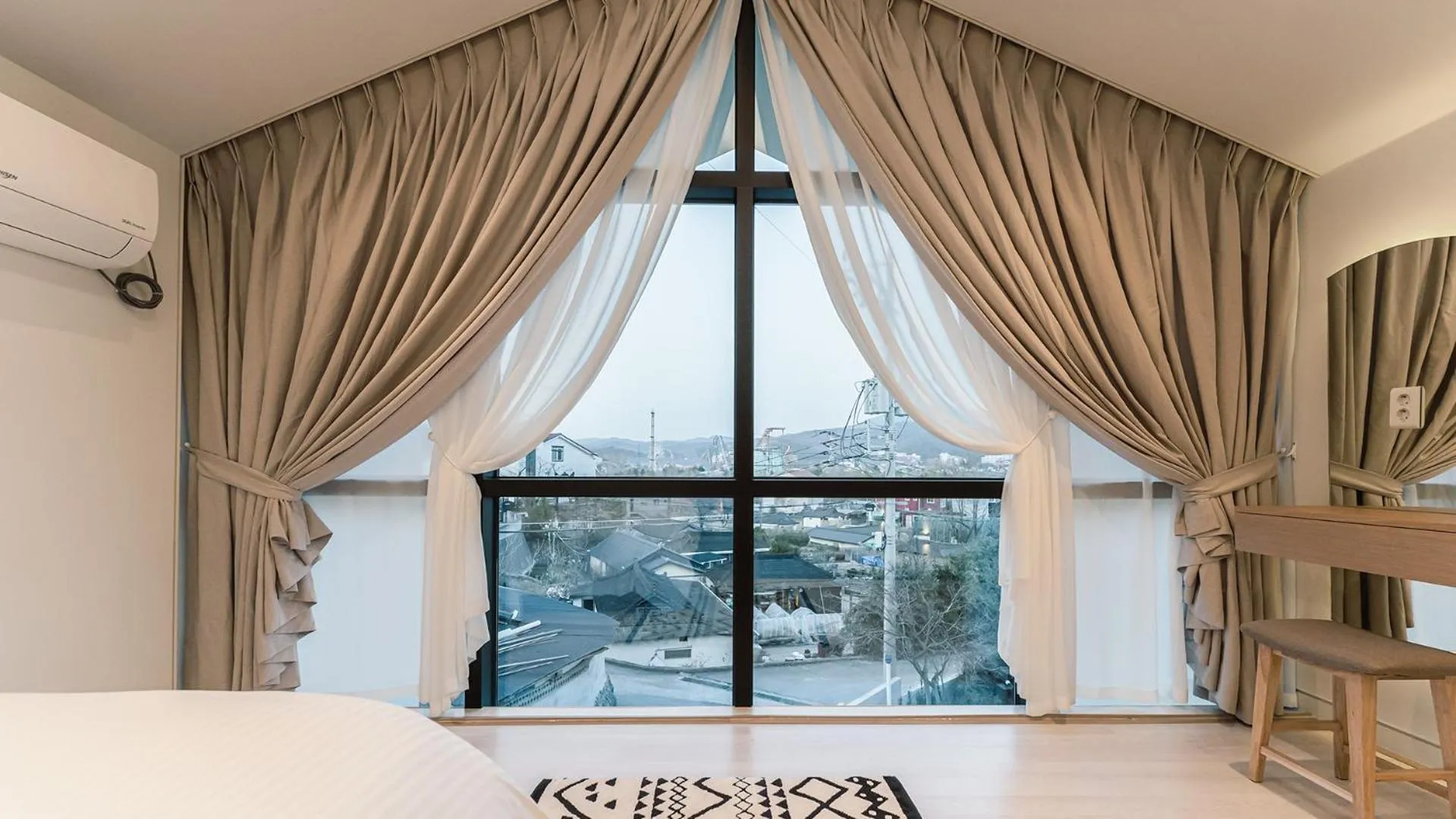 Bed in Bomun World Pension