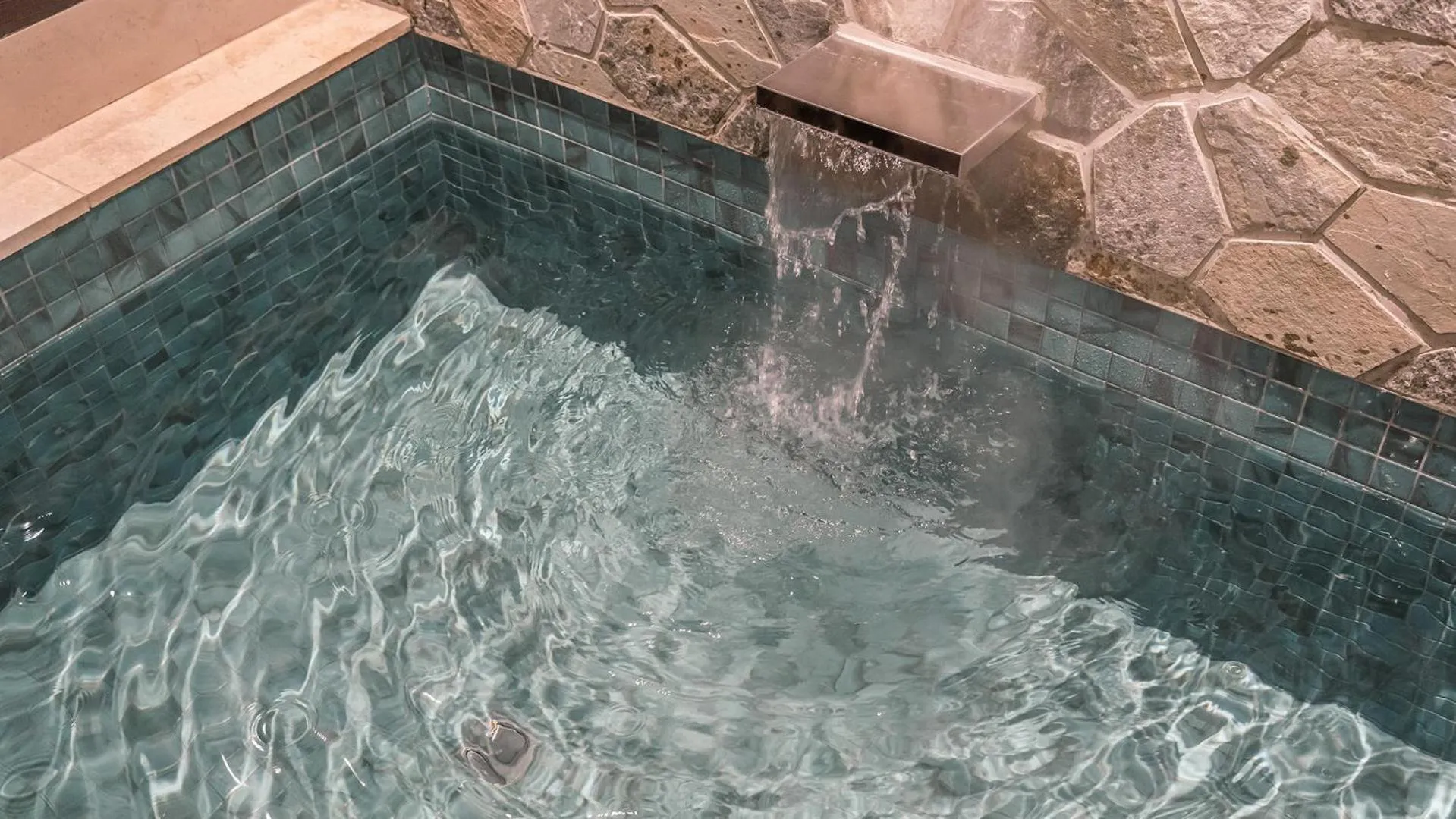 Swimming pool in Bomun World Pension