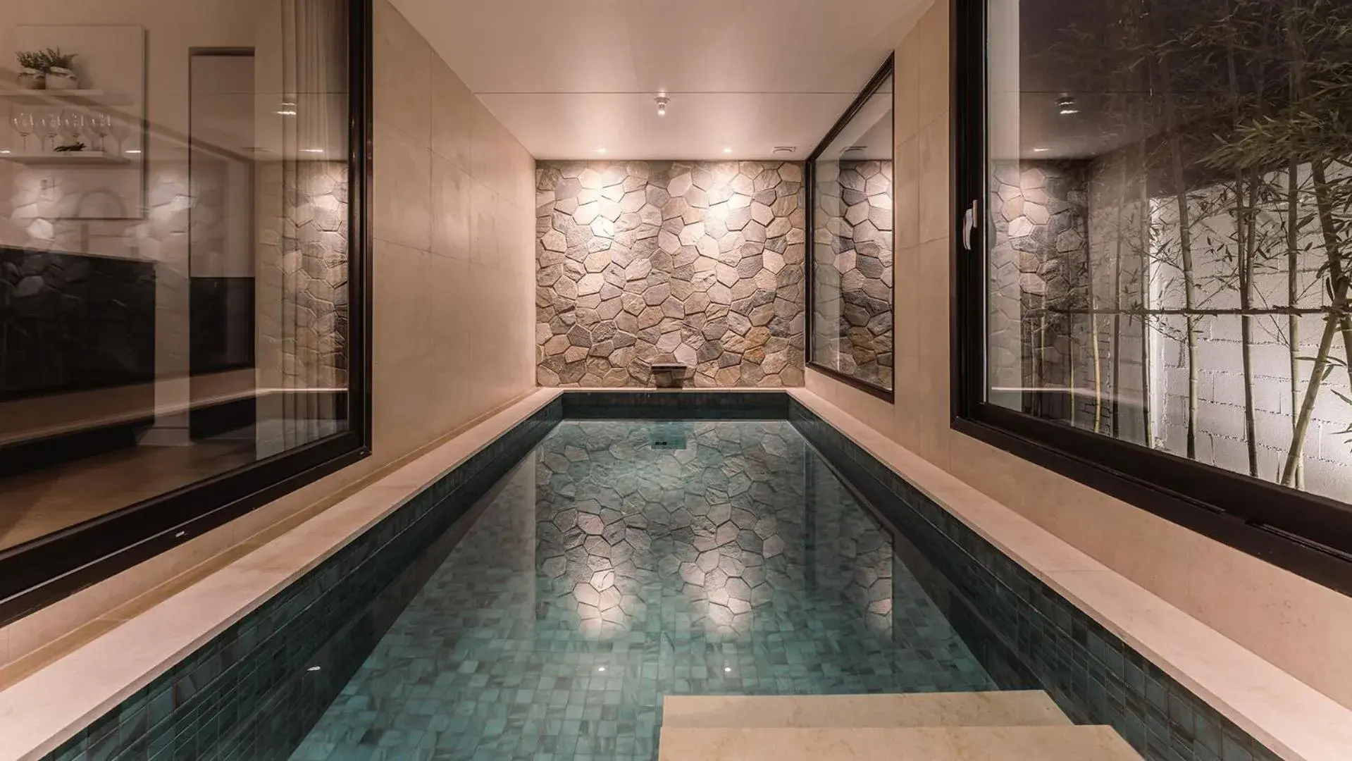 Suite with Large Private Pool in Albescent Poolvilla Suite with Large Private Pool in Albescent Poolvilla