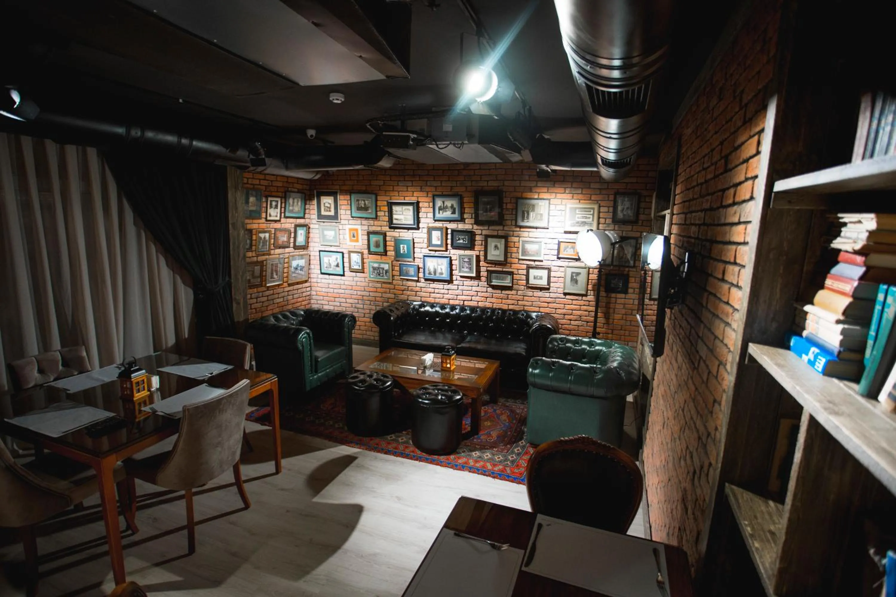 Restaurant/places to eat in Boutique Hotel Baku