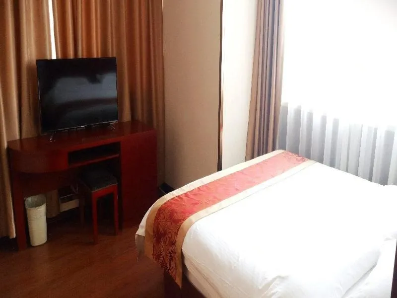 Bed in GreenTree Inn HeNan ZhuMaDian YiCheng Weisi Road Business Road