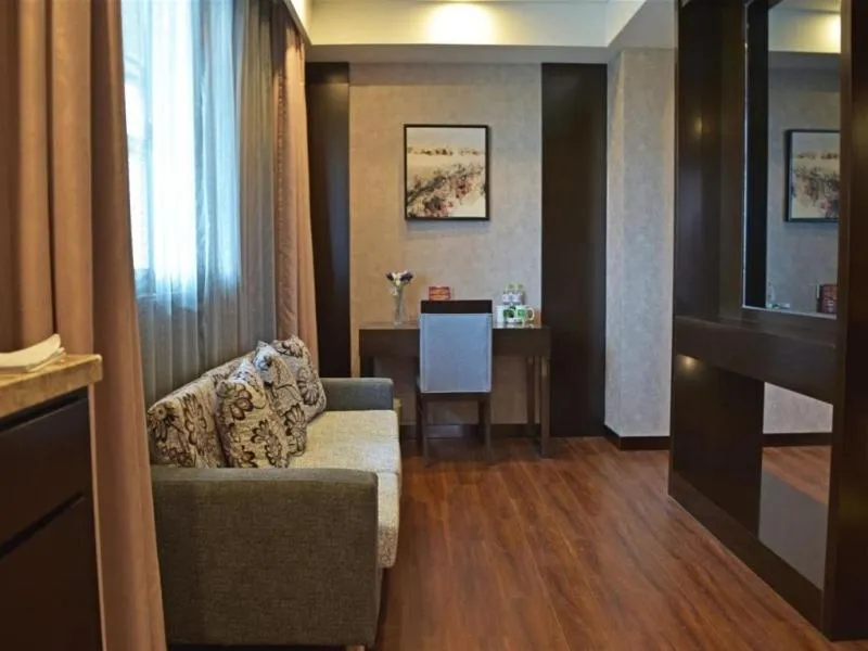 GreenTree Inn JiangSu Changzhou Dinosaur Park Global Harbor Express Hotel