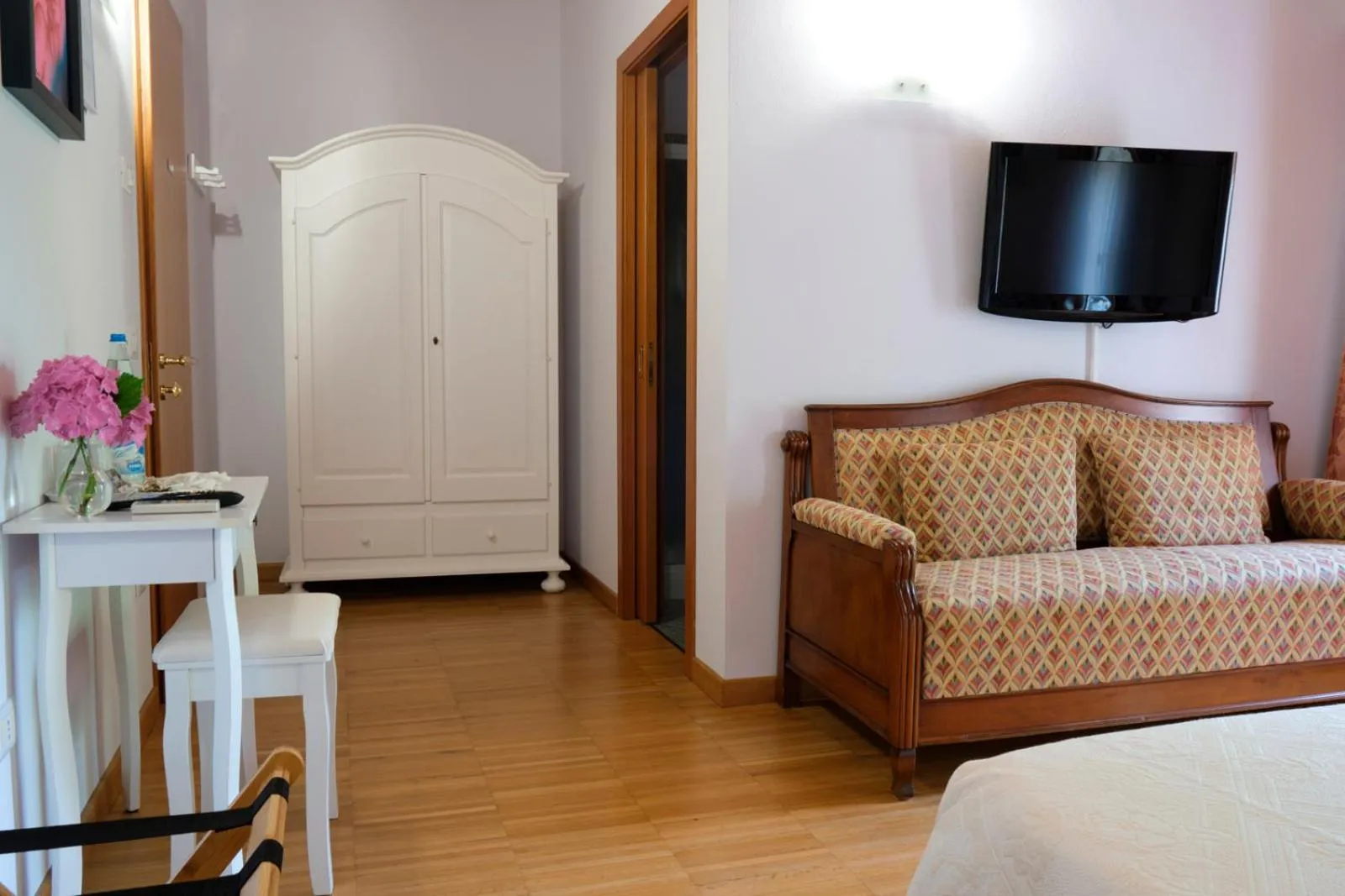 Living room, Bed in B&B in Valle