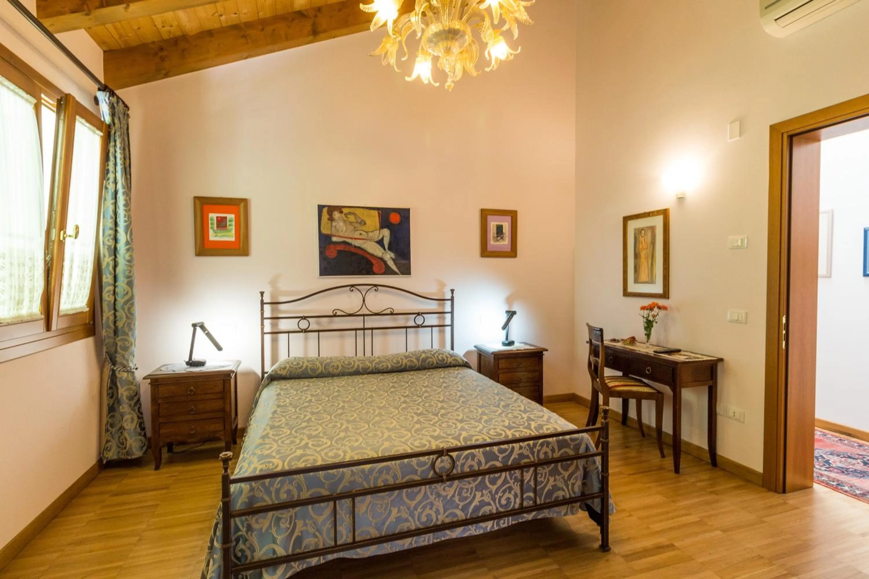 Photo of the whole room, Bed in B&B in Valle