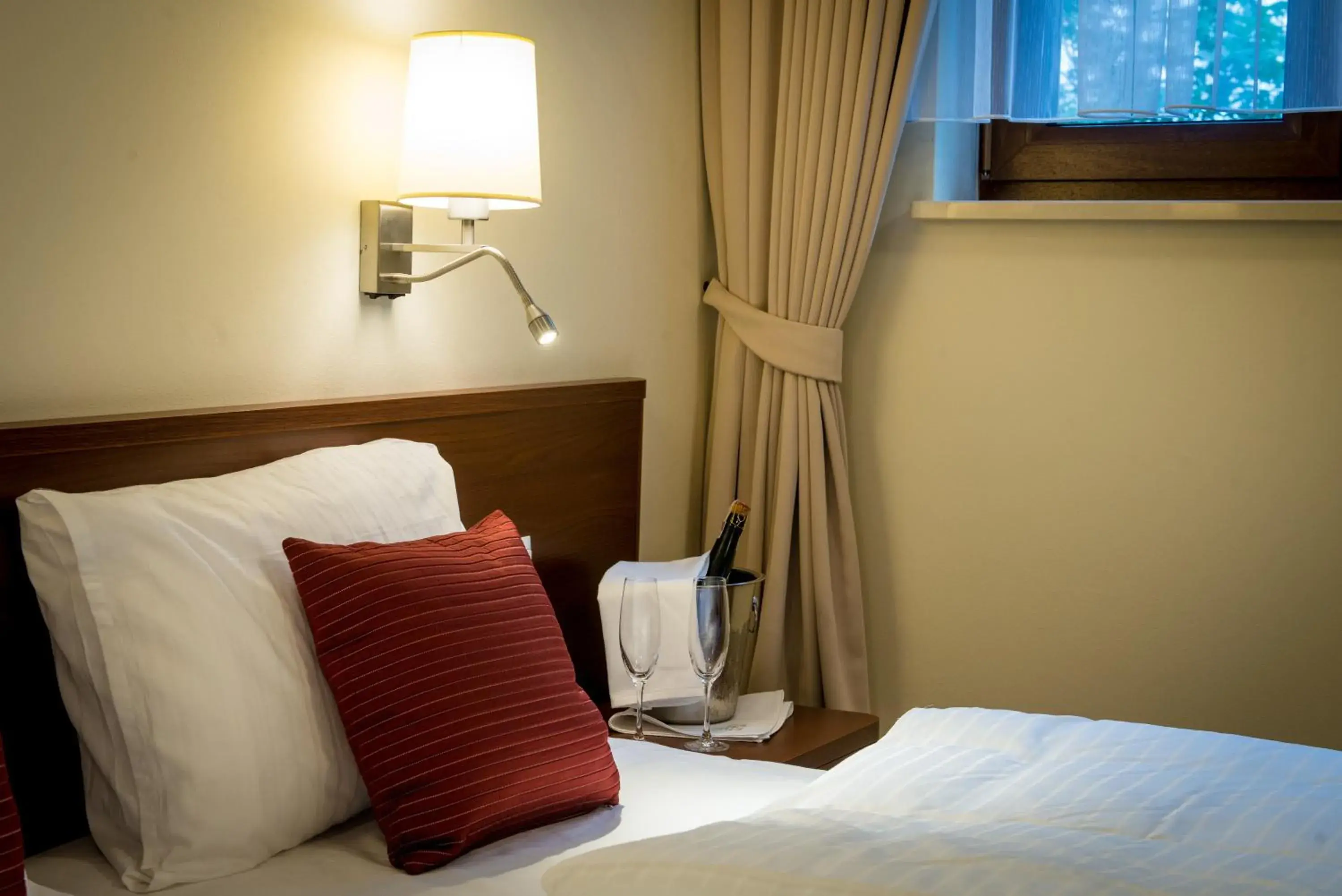 Standard Plus Twin Room in Rezydencja Dwór Polski Standard Plus Twin Room in Rezydencja Dwór Polski