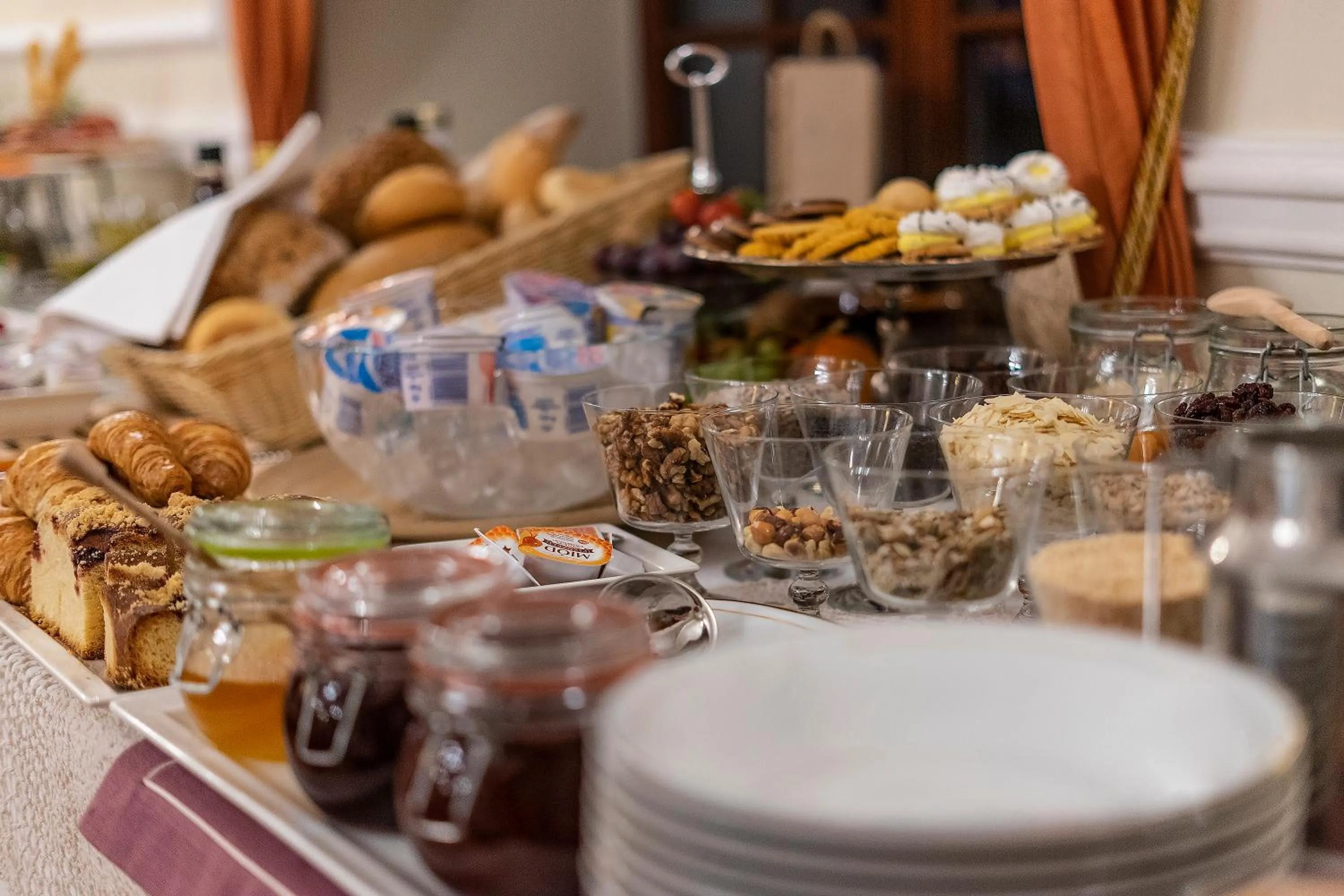 Restaurant/places to eat in Rezydencja Dwór Polski