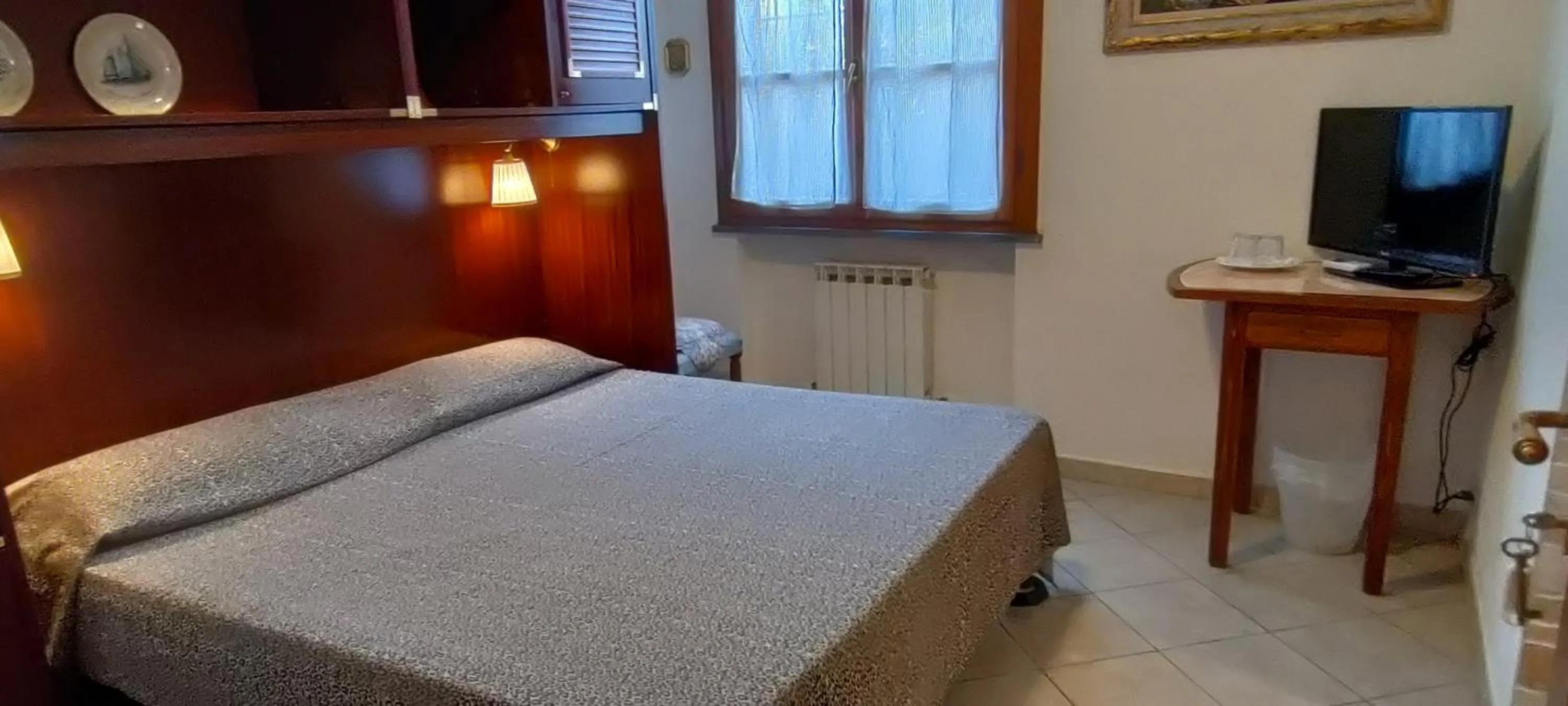 Bed in Alfieri Bed & Breakfast