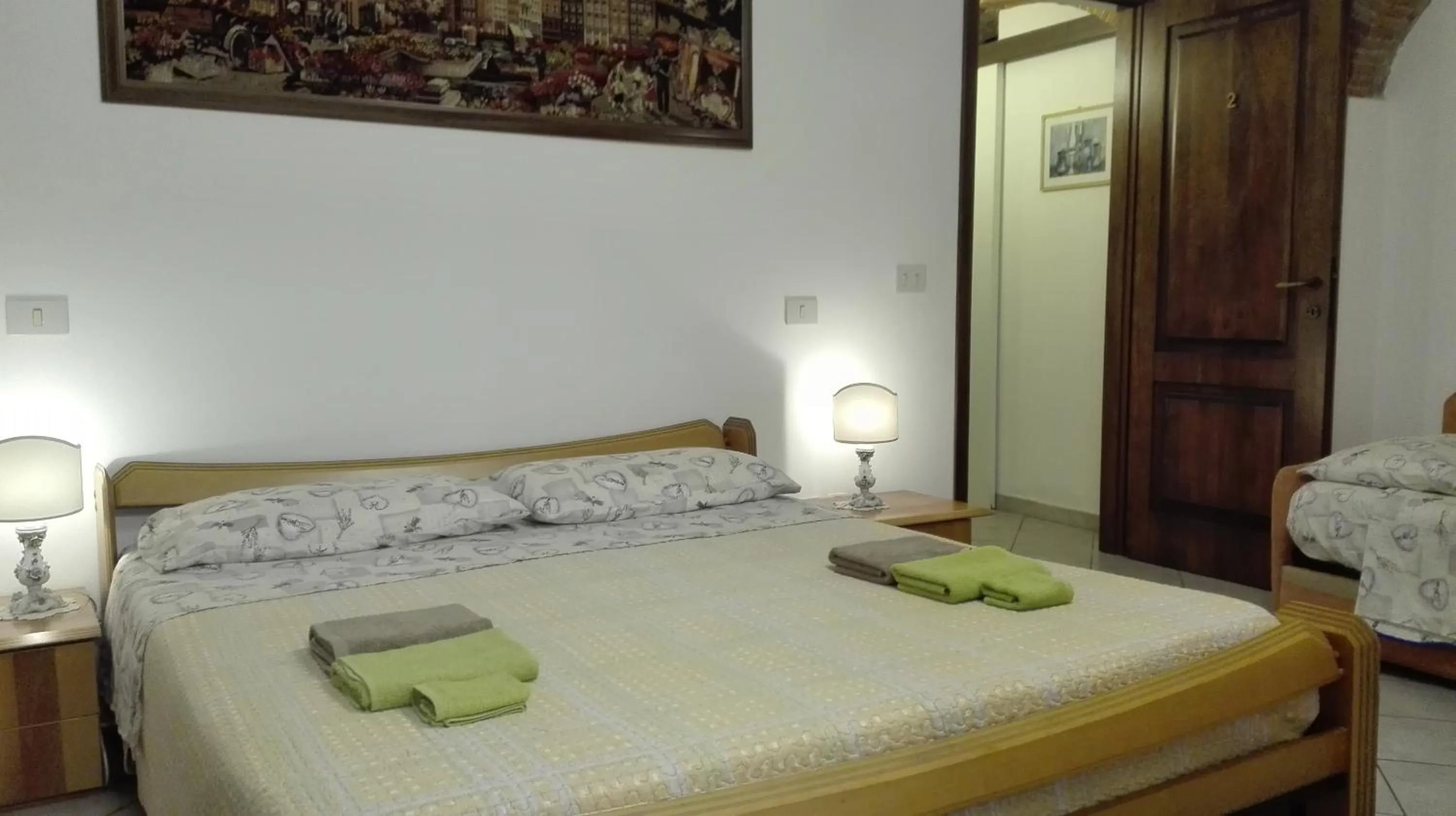 Bed in Alfieri Bed & Breakfast