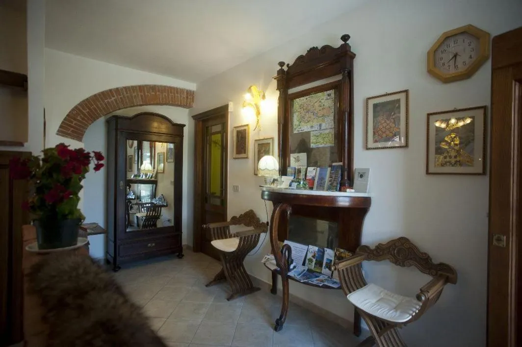 Lobby or reception in Alfieri Bed & Breakfast