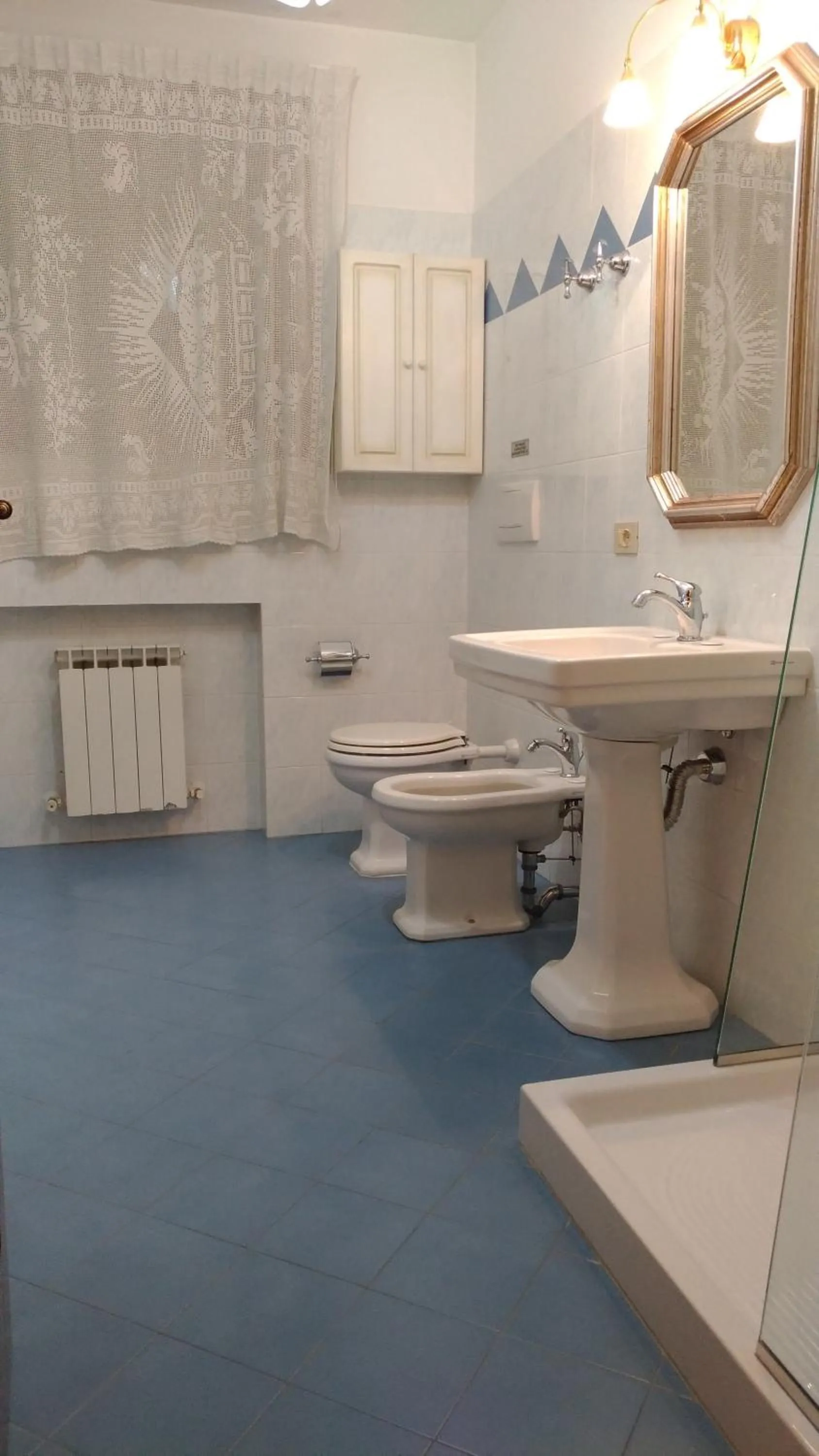 Bathroom in Alfieri Bed & Breakfast