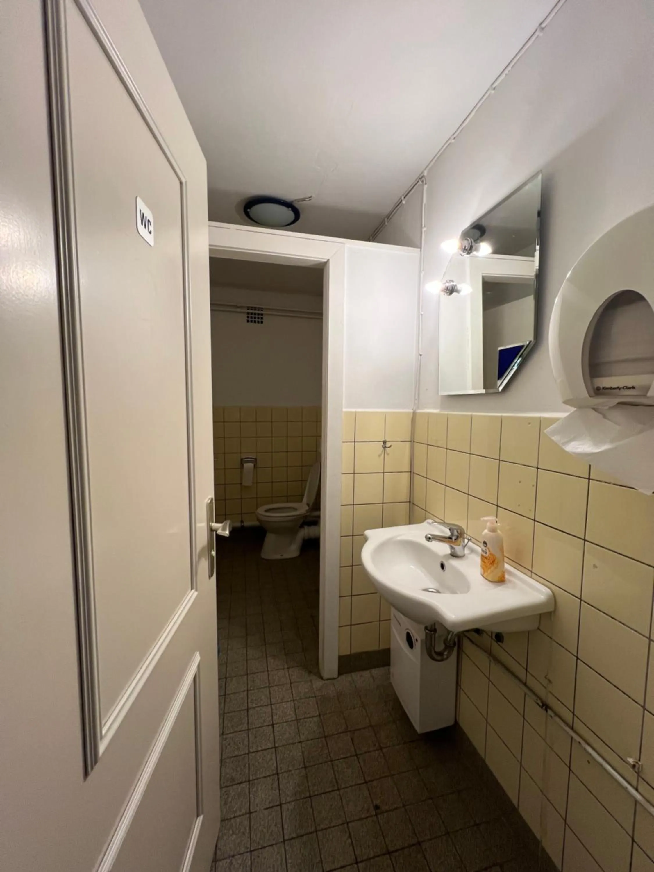Toilet in Bett4-you Pinneberg