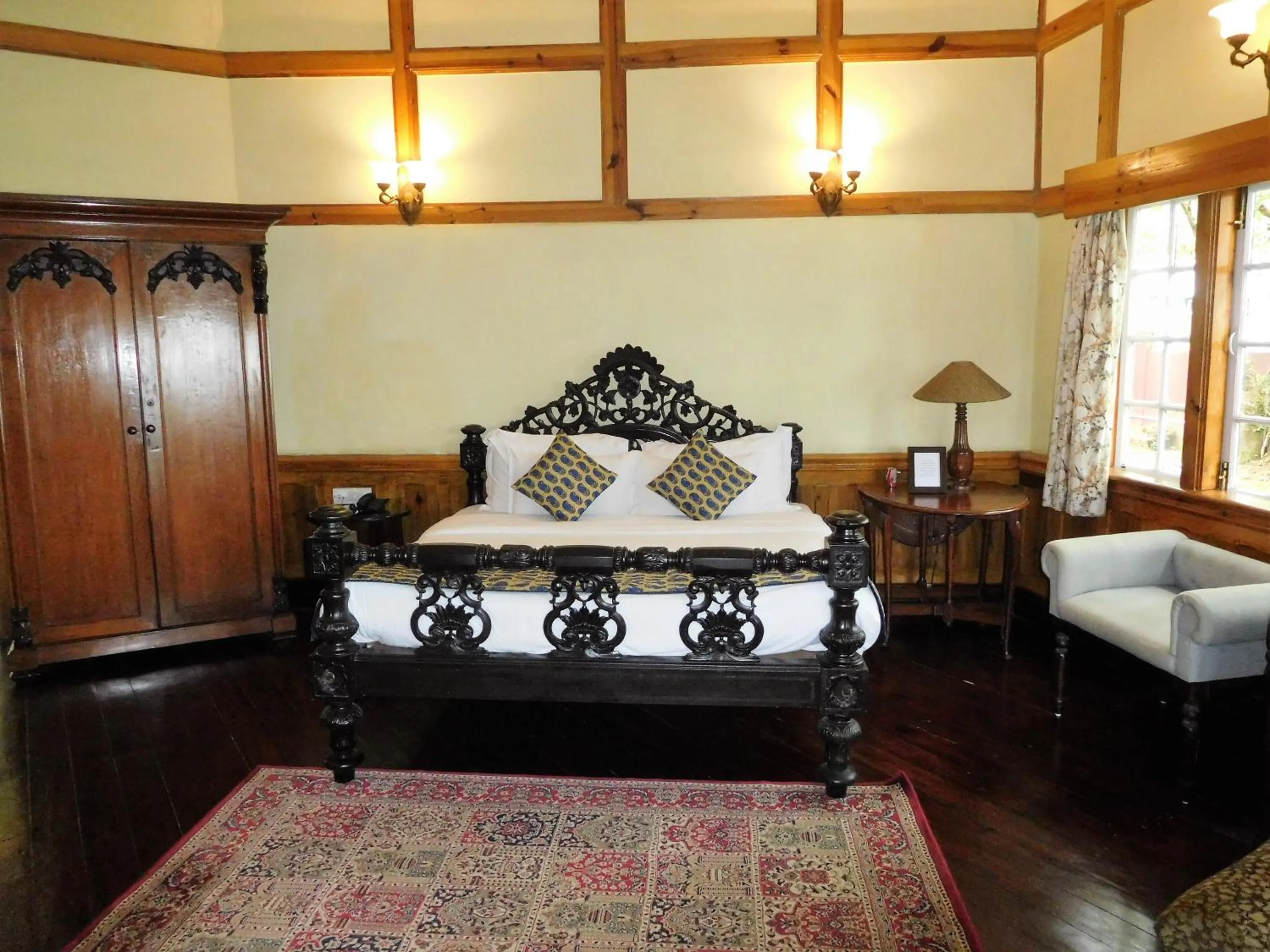 Bed in The Heritage Club - Tripura Castle Hotel and Spa