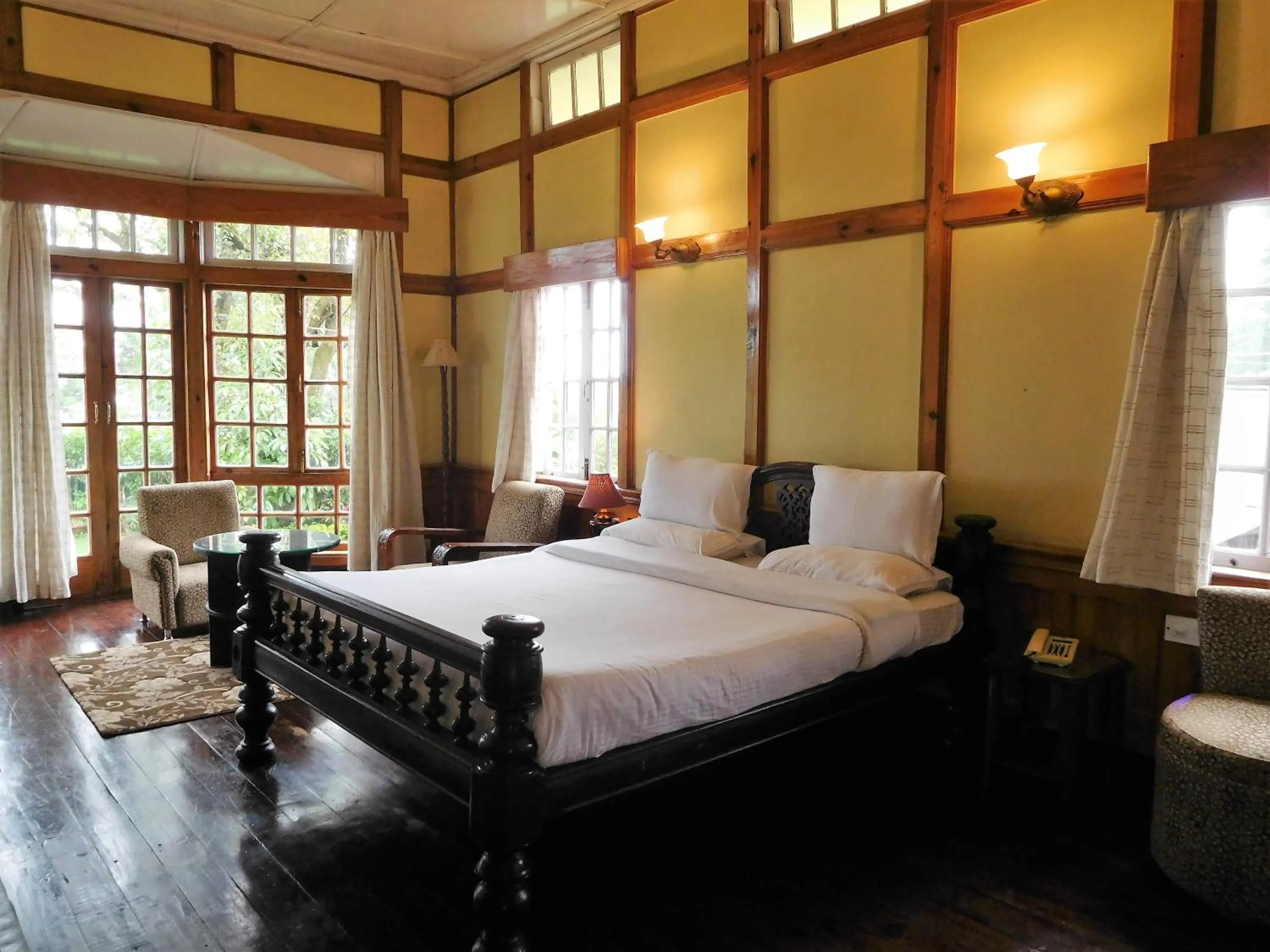 Bed in The Heritage Club - Tripura Castle Hotel and Spa