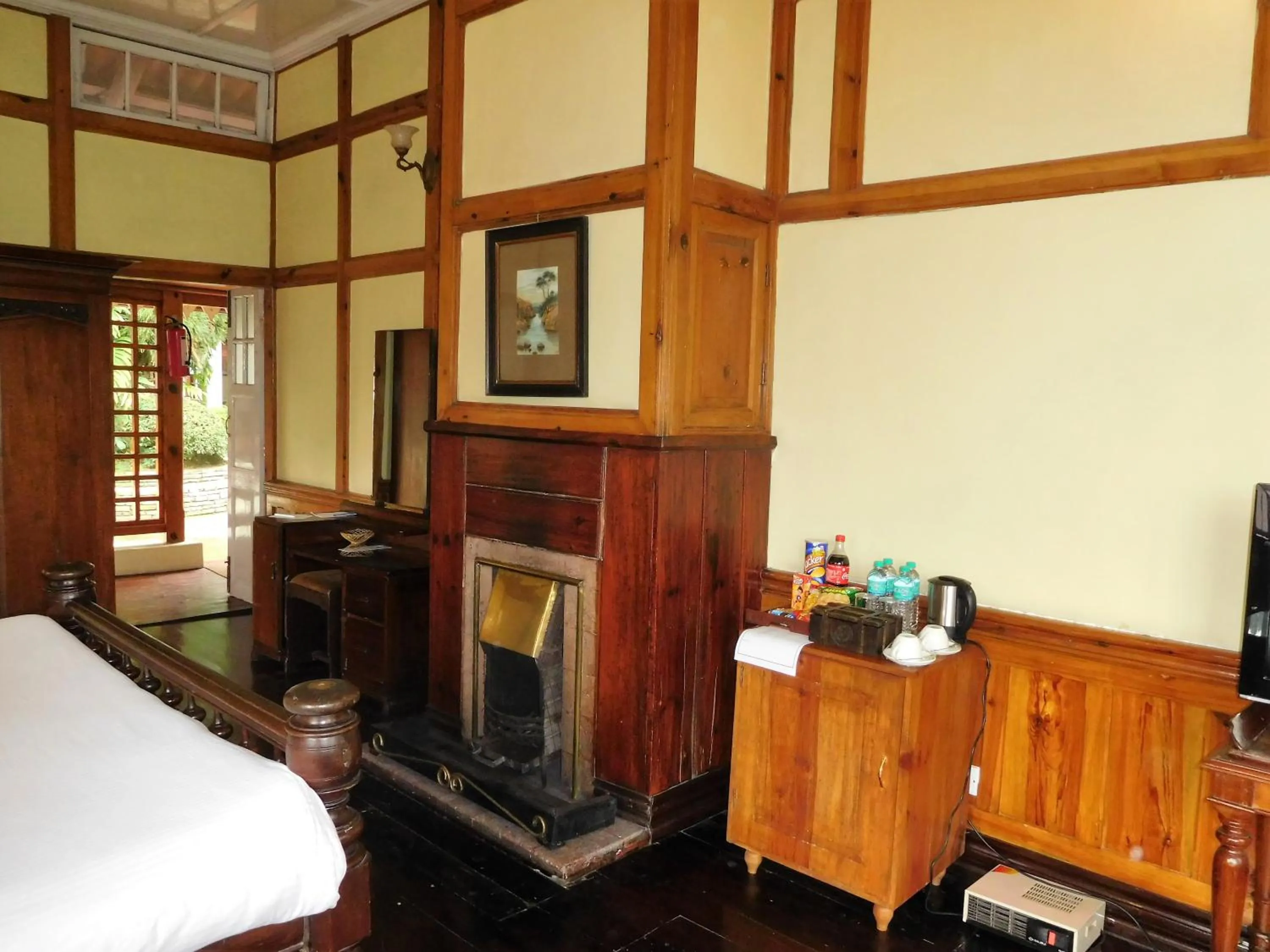 Bed in The Heritage Club - Tripura Castle Hotel and Spa