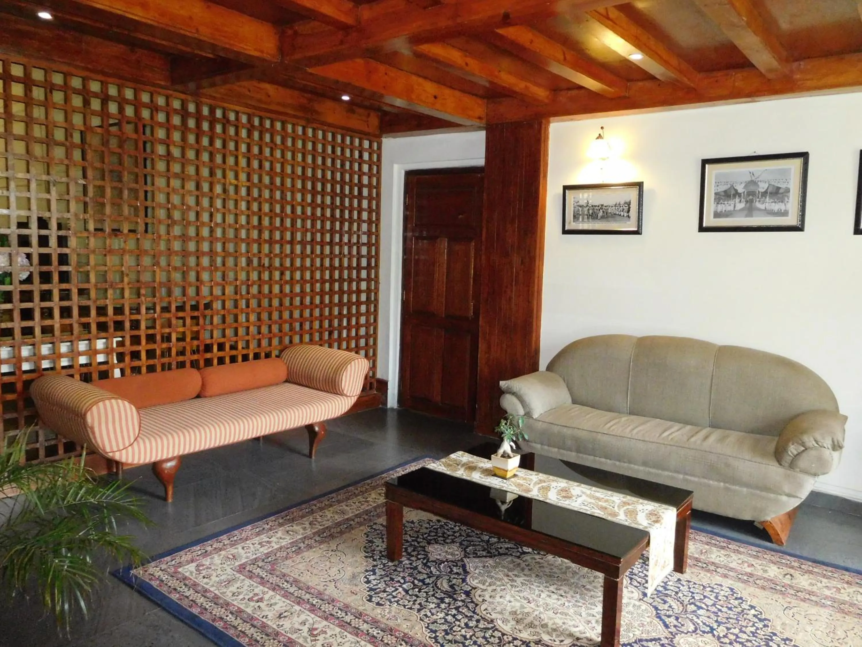 Lobby or reception in The Heritage Club - Tripura Castle Hotel and Spa