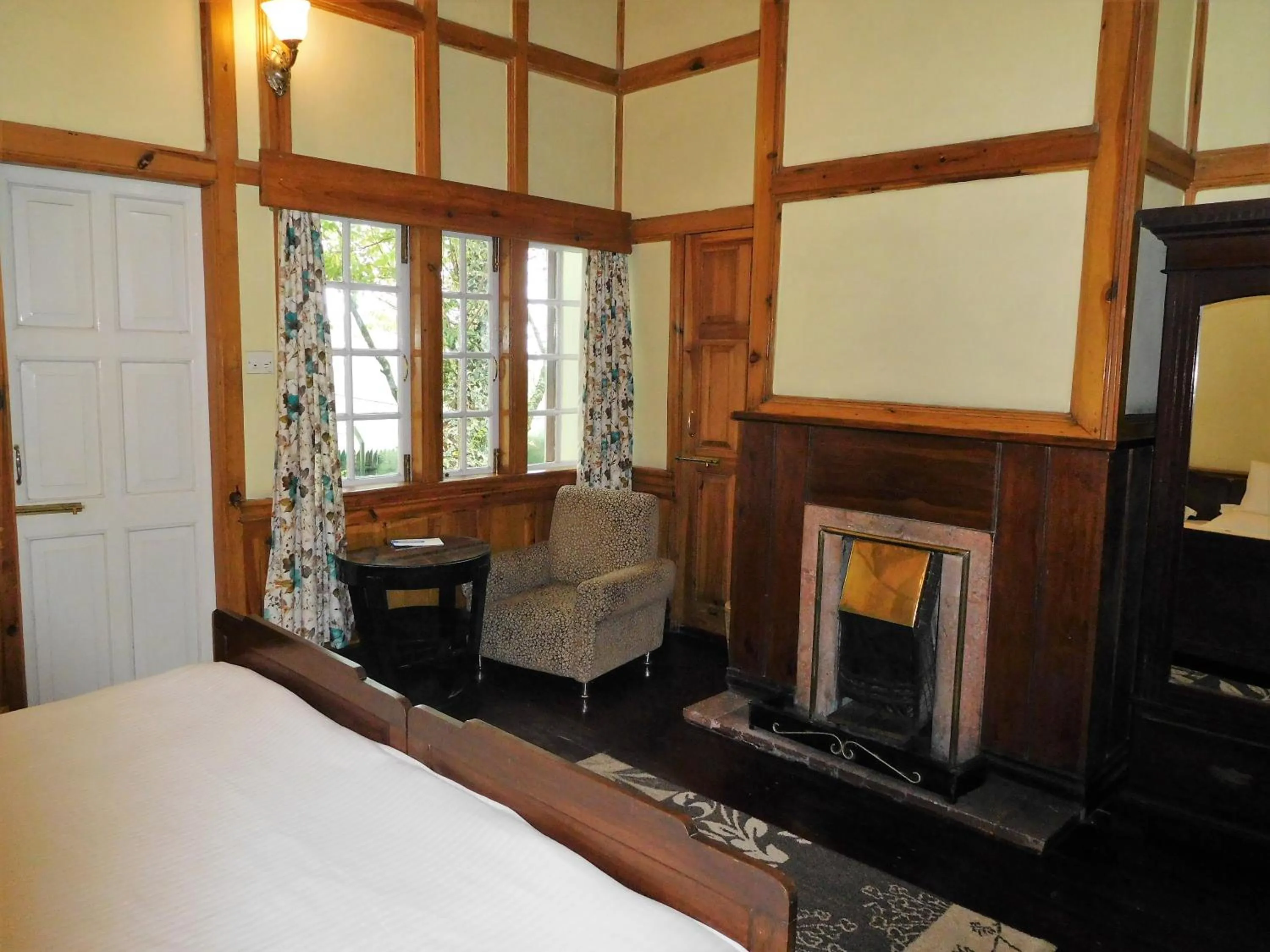 Bed in The Heritage Club - Tripura Castle Hotel and Spa