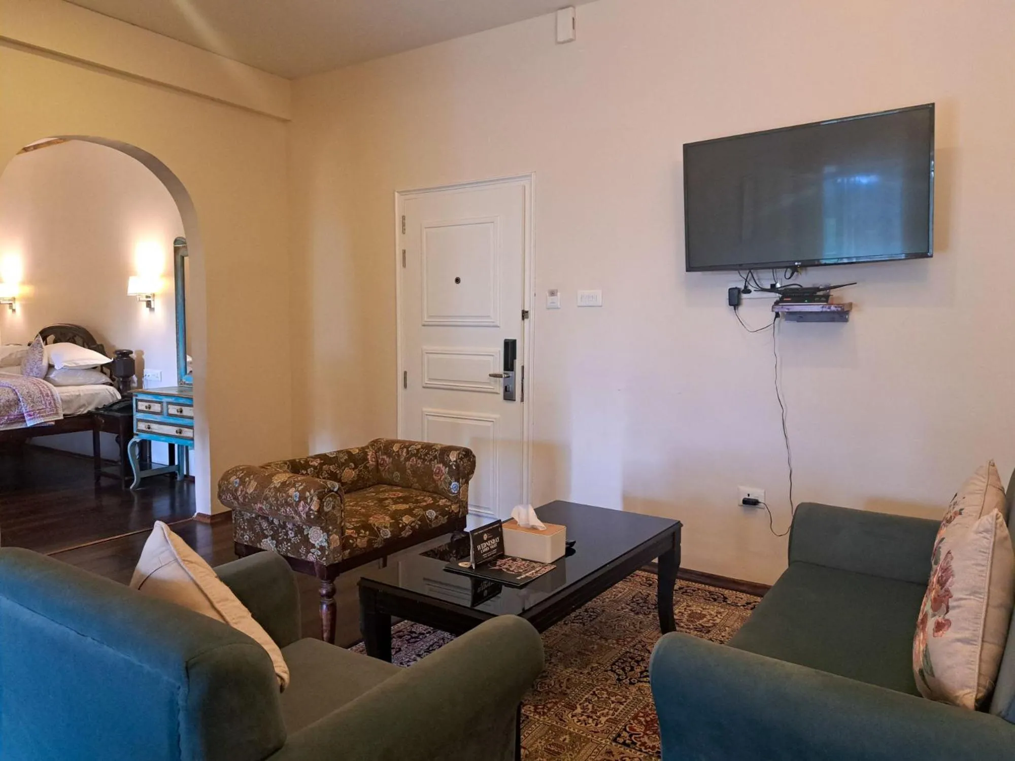 Bed in The Heritage Club - Tripura Castle Hotel and Spa