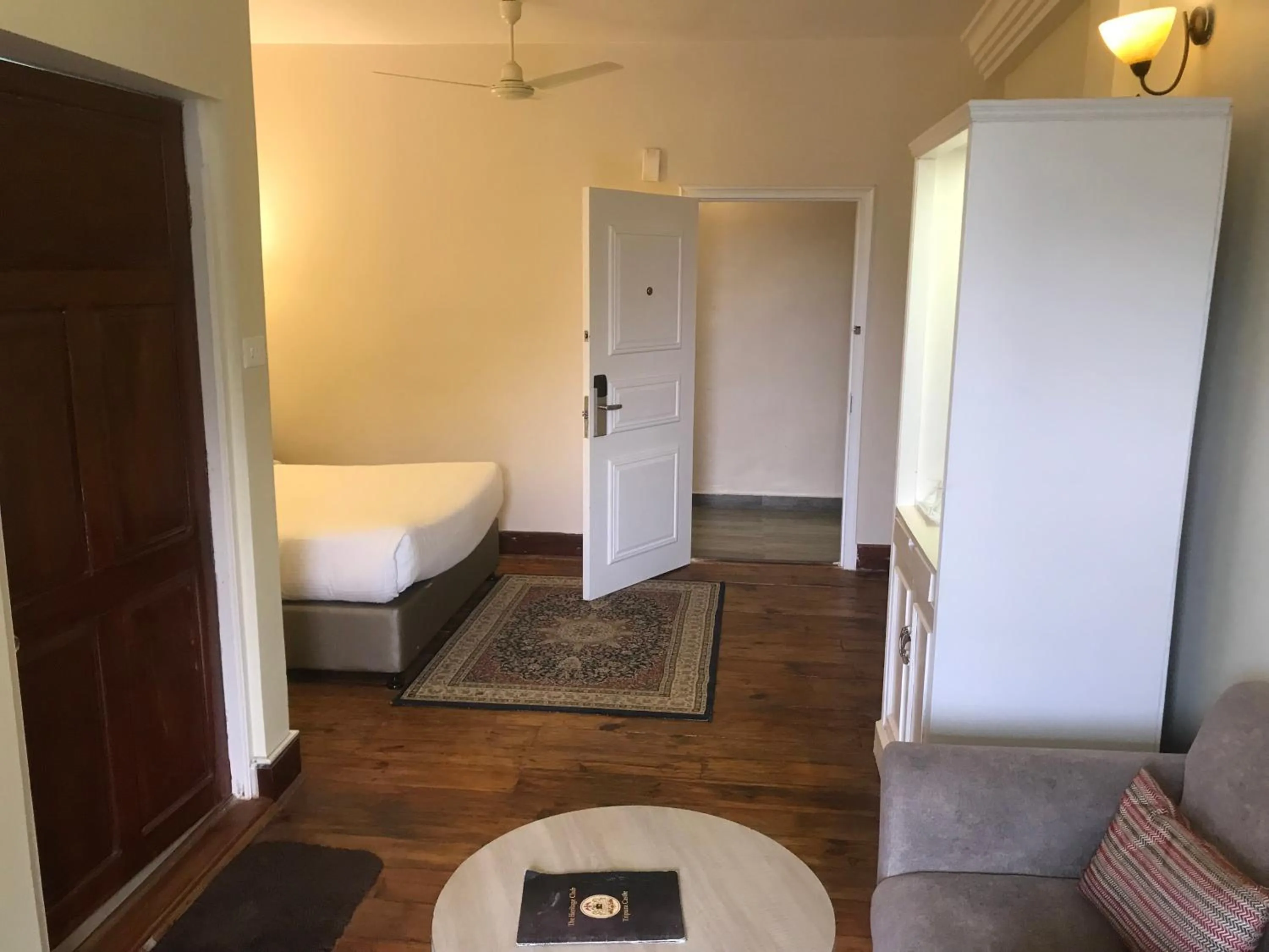 Bed in The Heritage Club - Tripura Castle Hotel and Spa