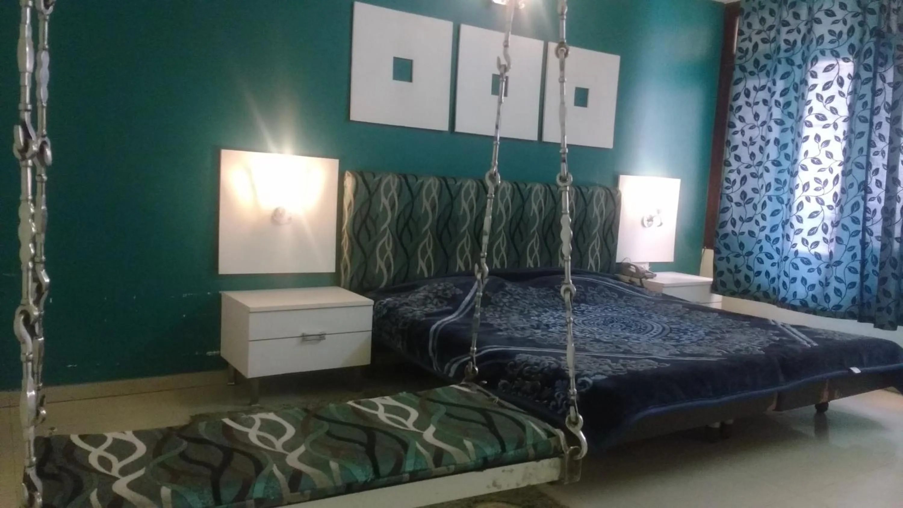 Photo of the whole room, Bed in Hotel Airlines