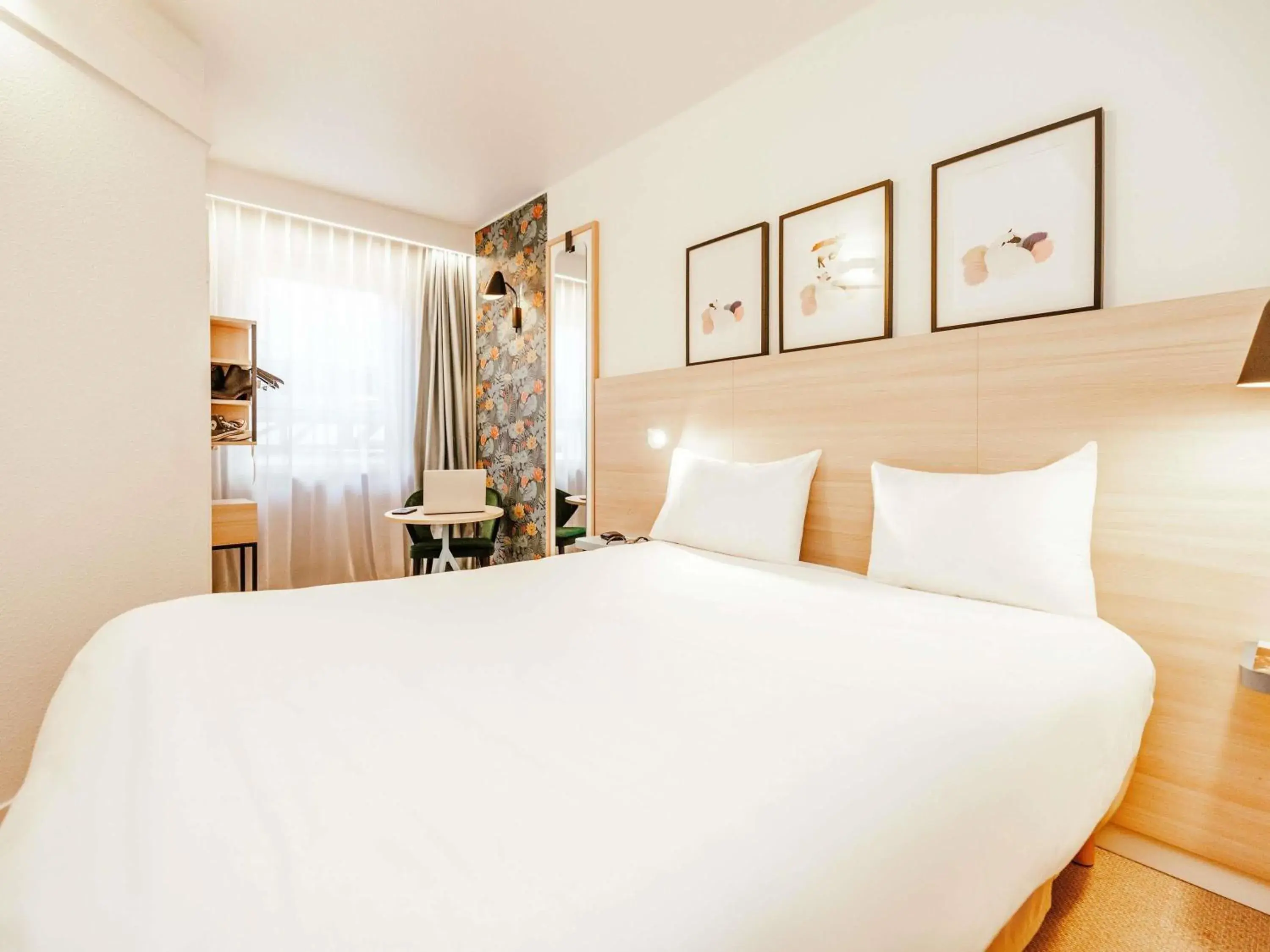 Standard Double Room in ibis Styles Luxembourg Centre Gare Standard Double Room in ibis Styles Luxembourg Centre Gare