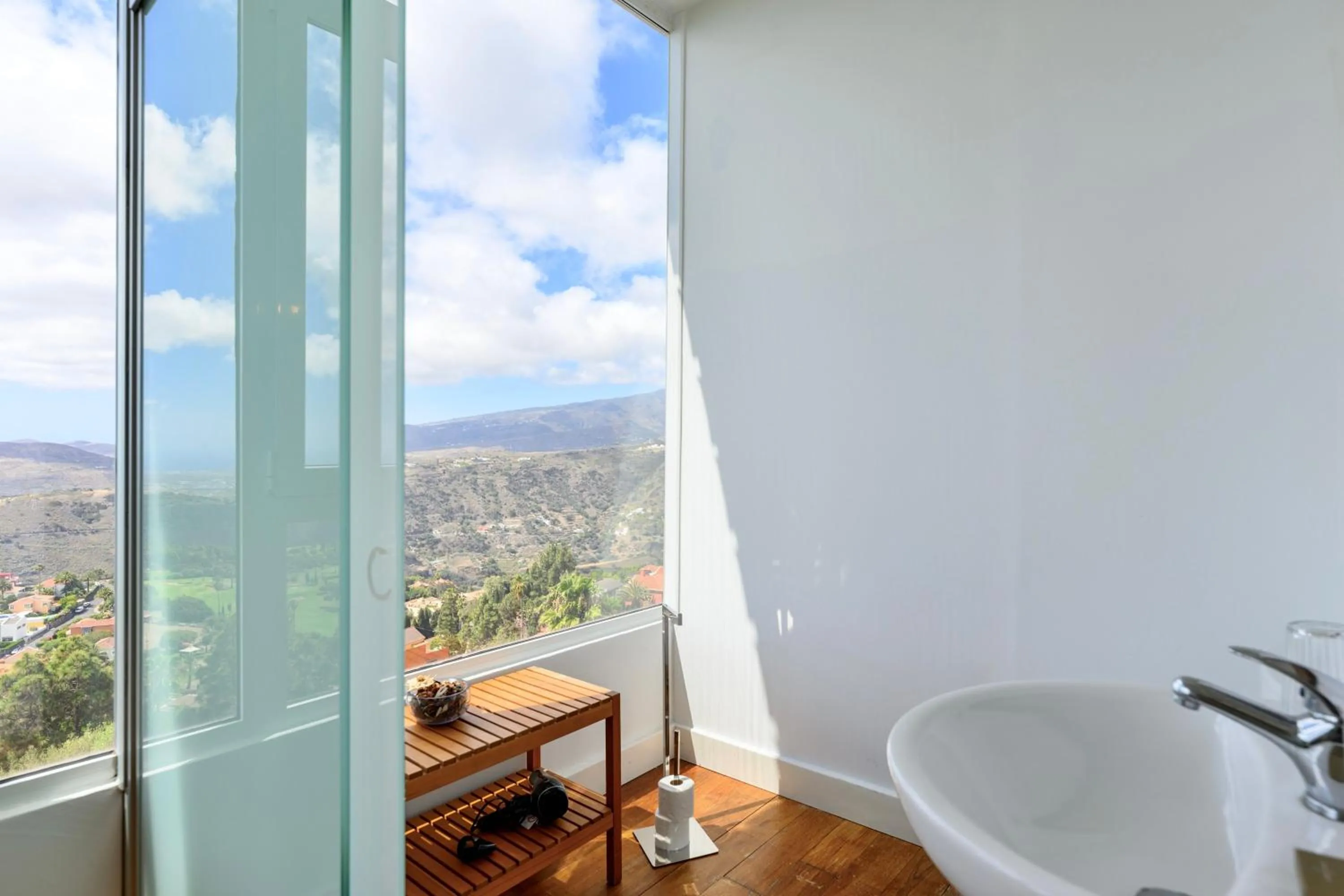 Villa Dama by airnest