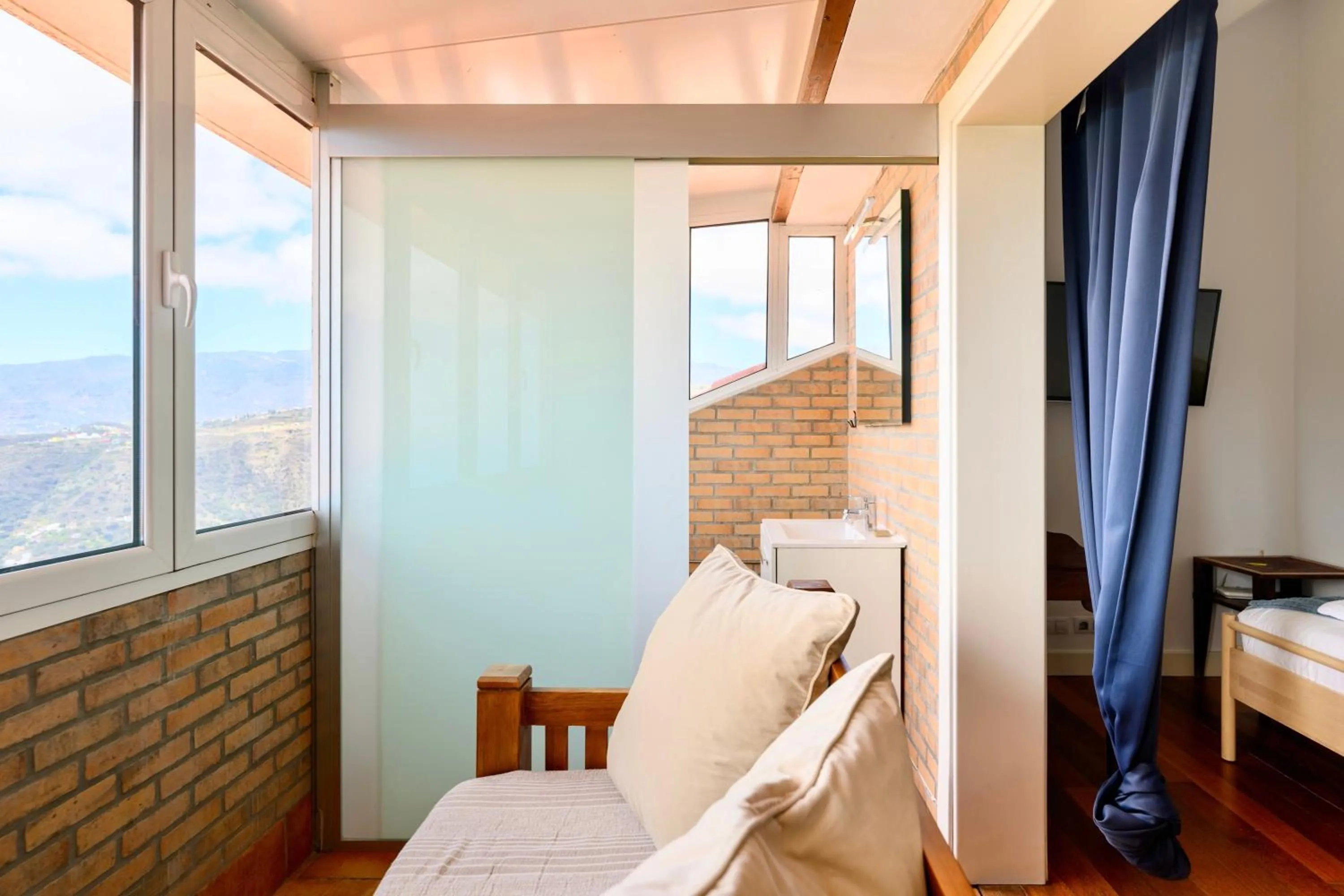 Villa Dama by airnest