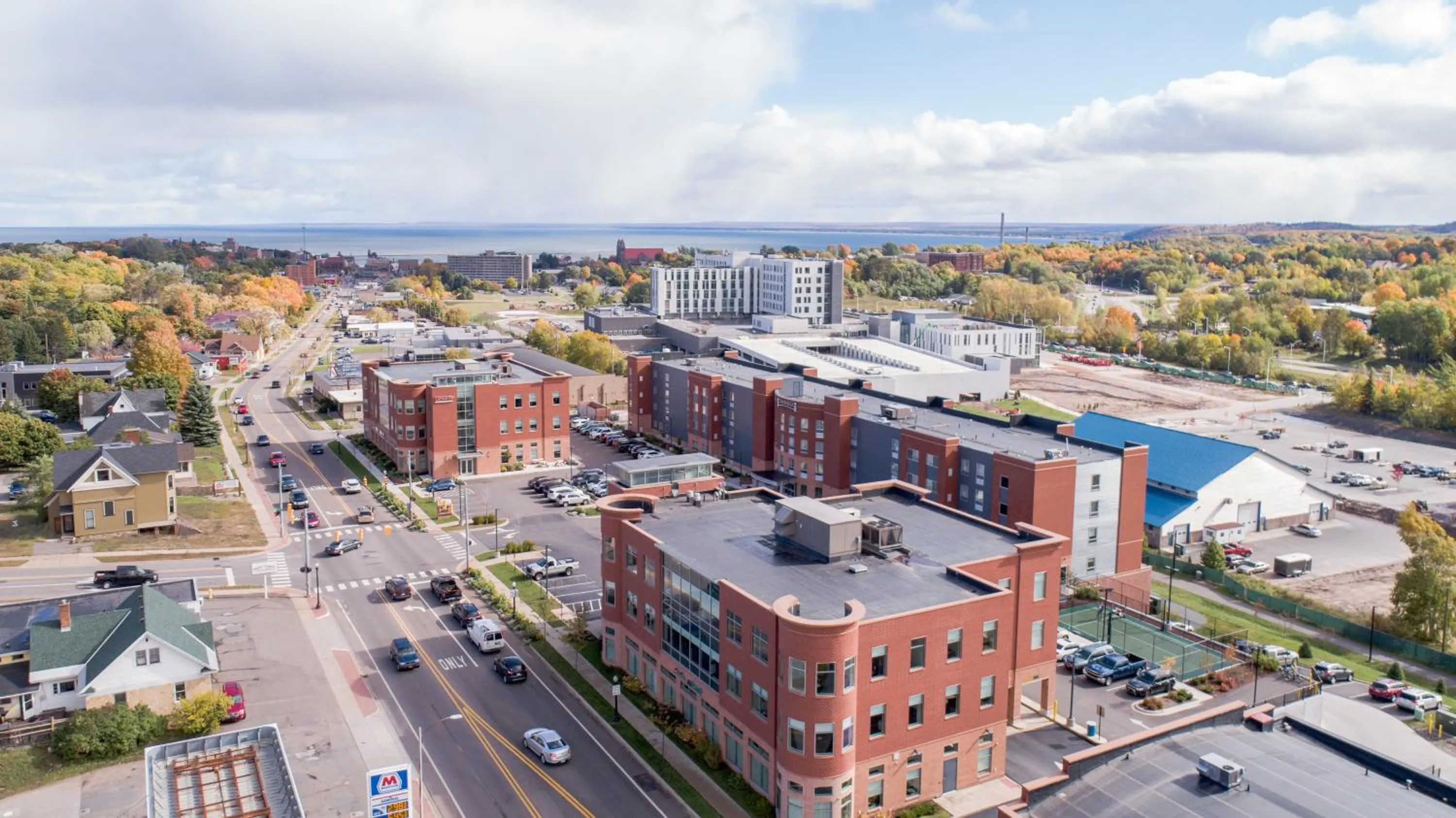 Property building in Staybridge Suites Marquette by IHG
