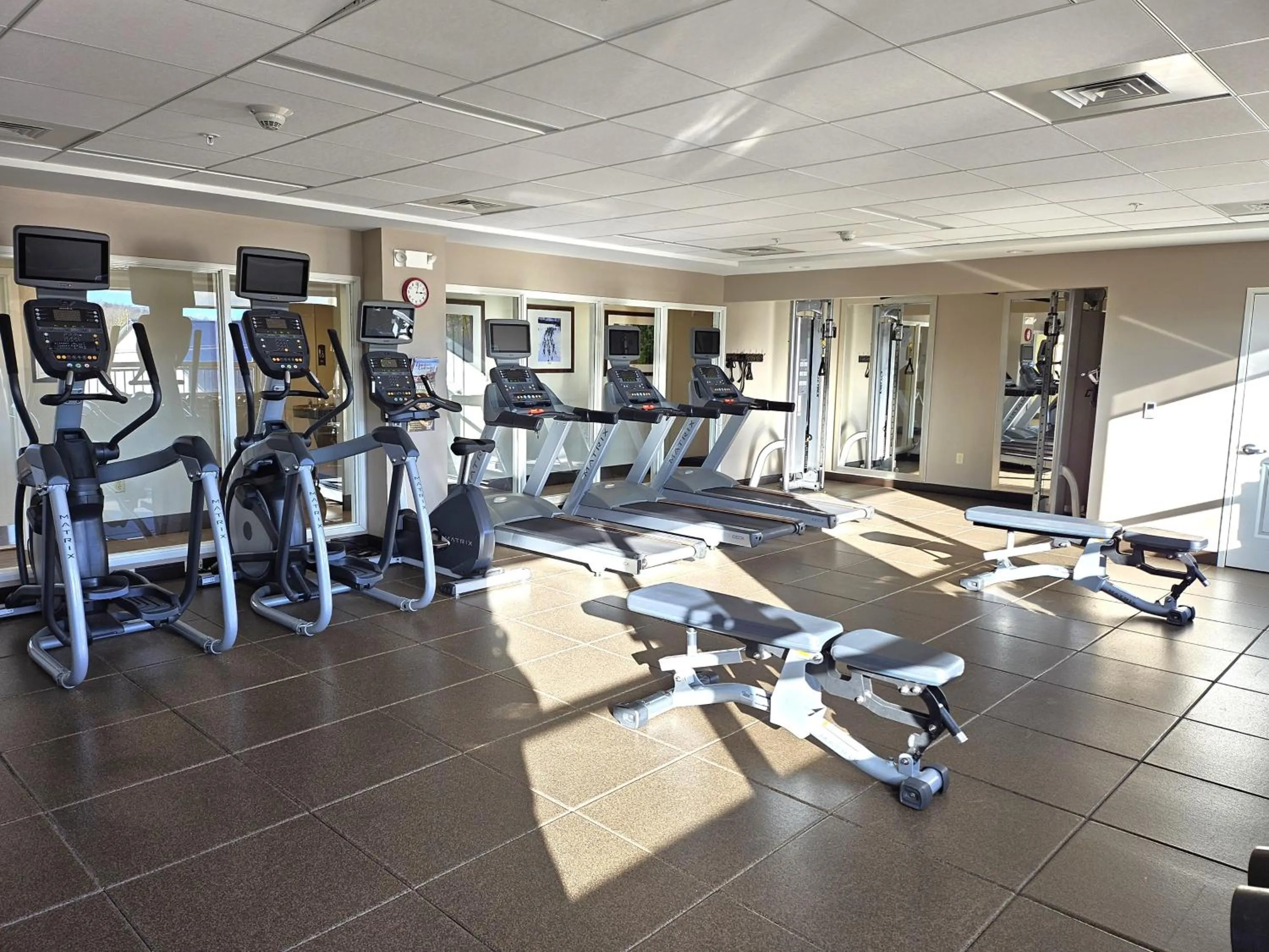 Spa and wellness centre/facilities in Staybridge Suites Marquette by IHG