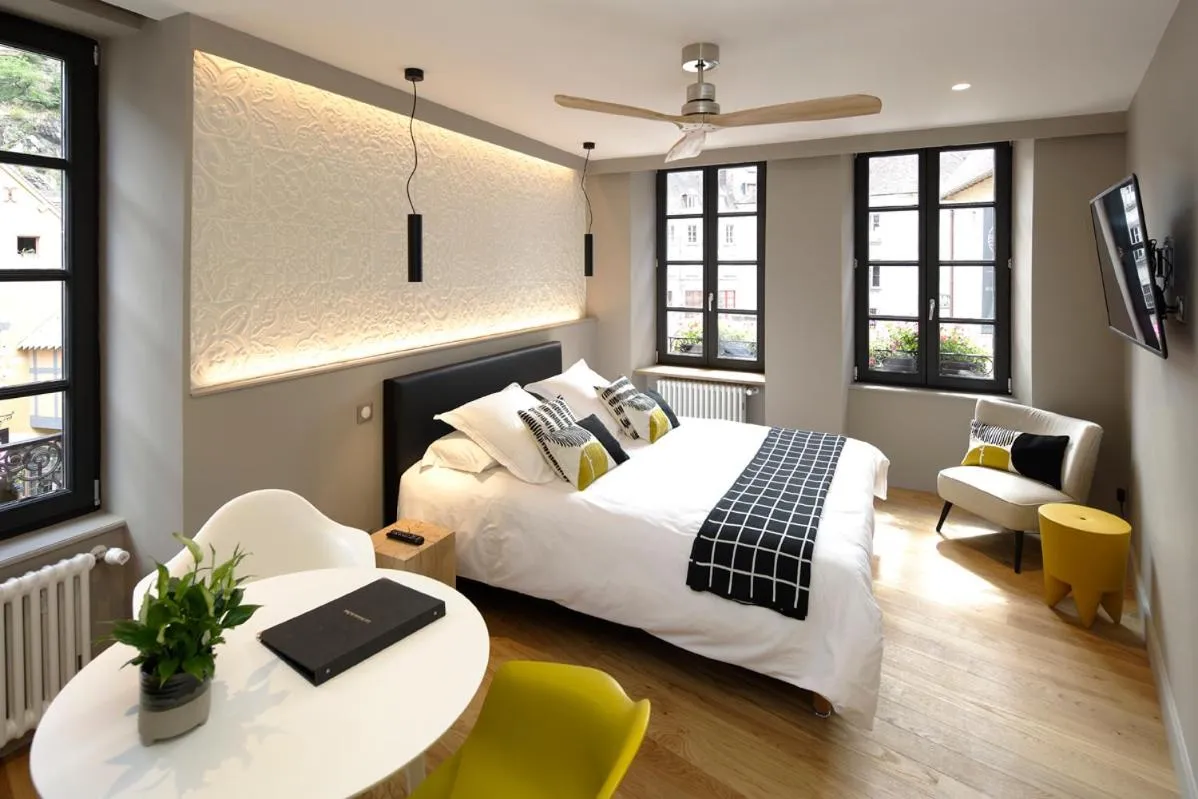 Bed in Les Maisons du Pont - Charme & Caractère