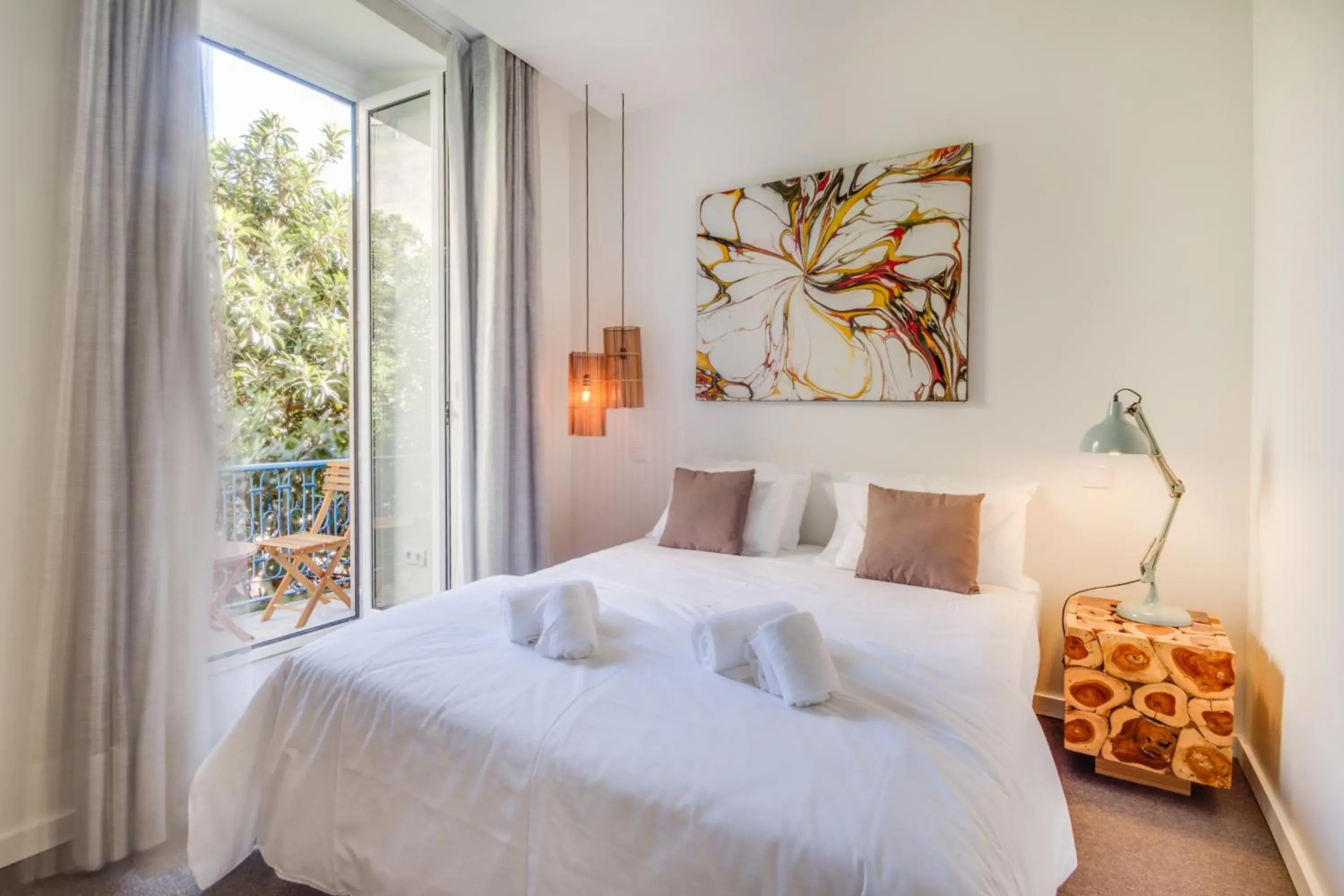 Double Room with Balcony in Chiado 44 Double Room with Balcony in Chiado 44