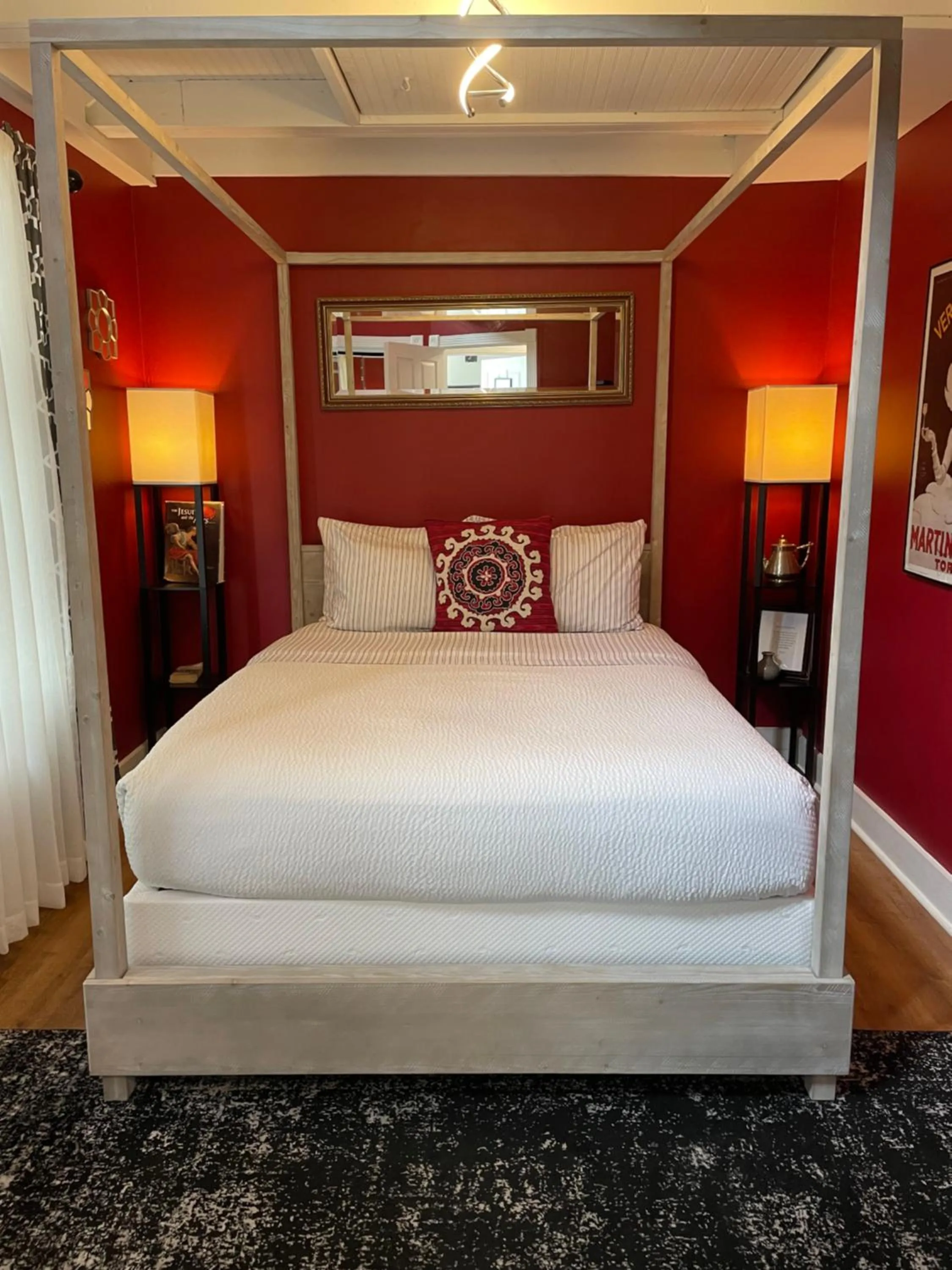 Bed in Peace & Plenty Inn Bed and Breakfast Downtown St Augustine-Adults Only