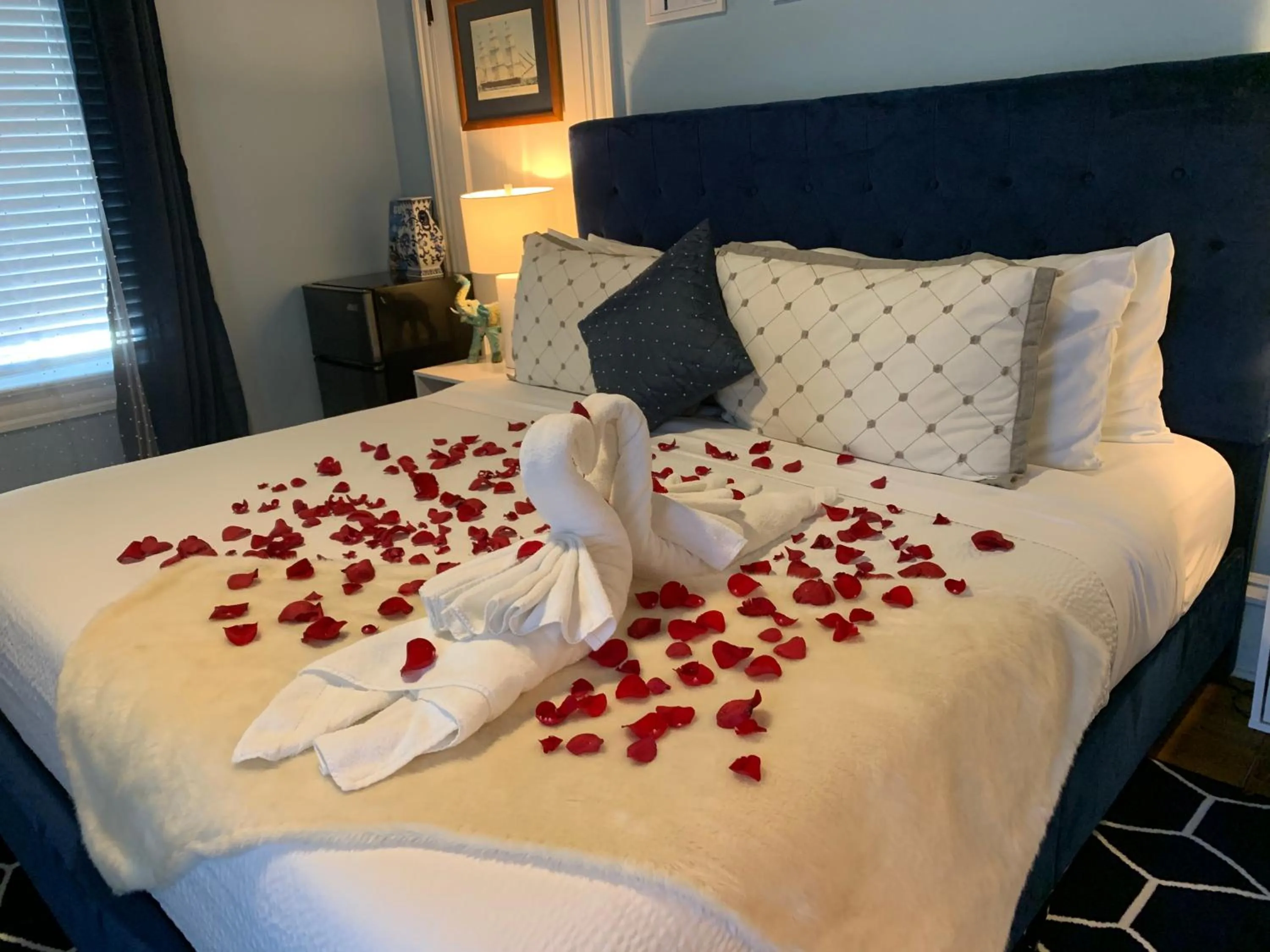 Bed in Peace & Plenty Inn Bed and Breakfast Downtown St Augustine-Adults Only