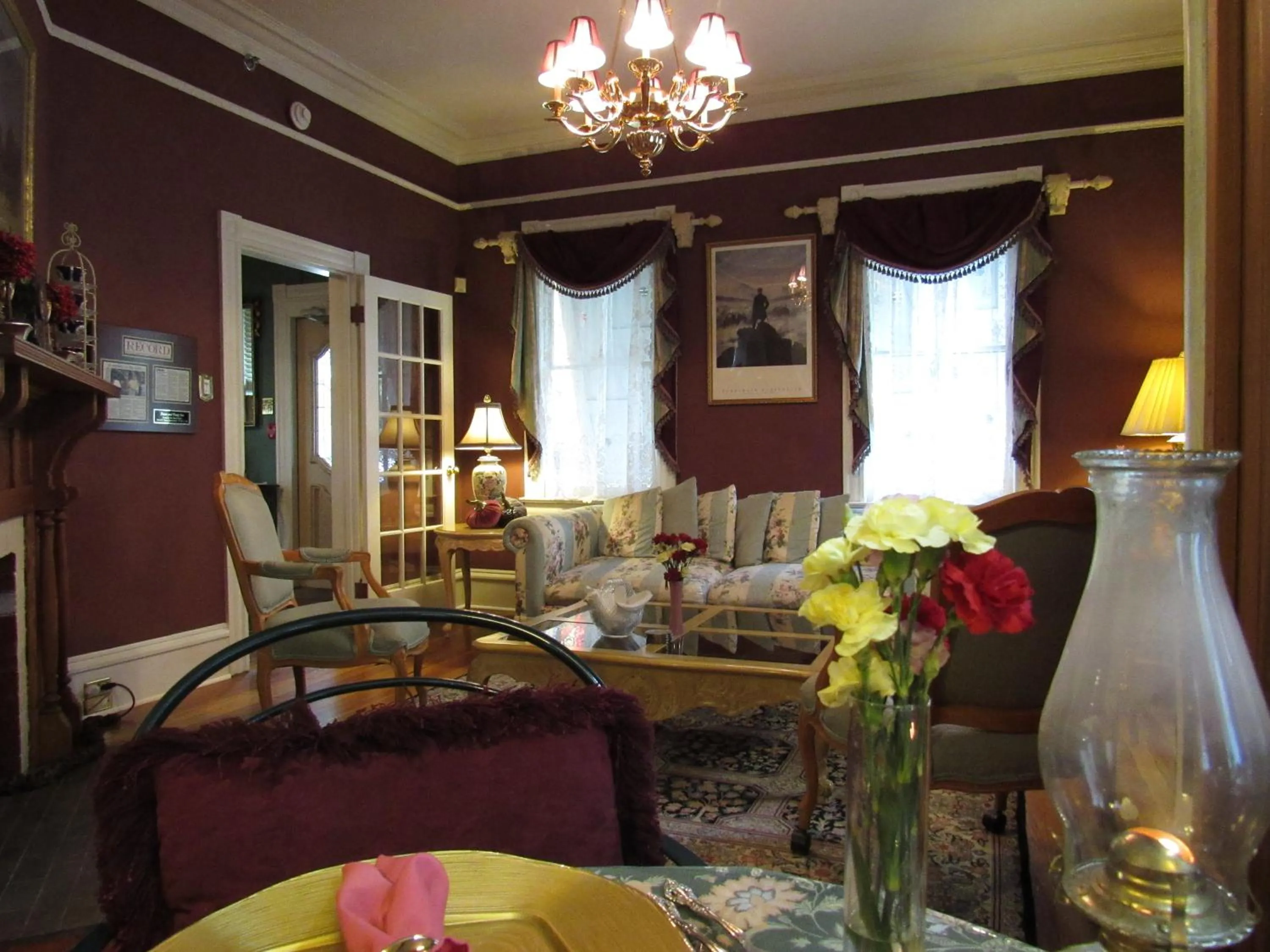 Living room in Peace & Plenty Inn Bed and Breakfast Downtown St Augustine-Adults Only