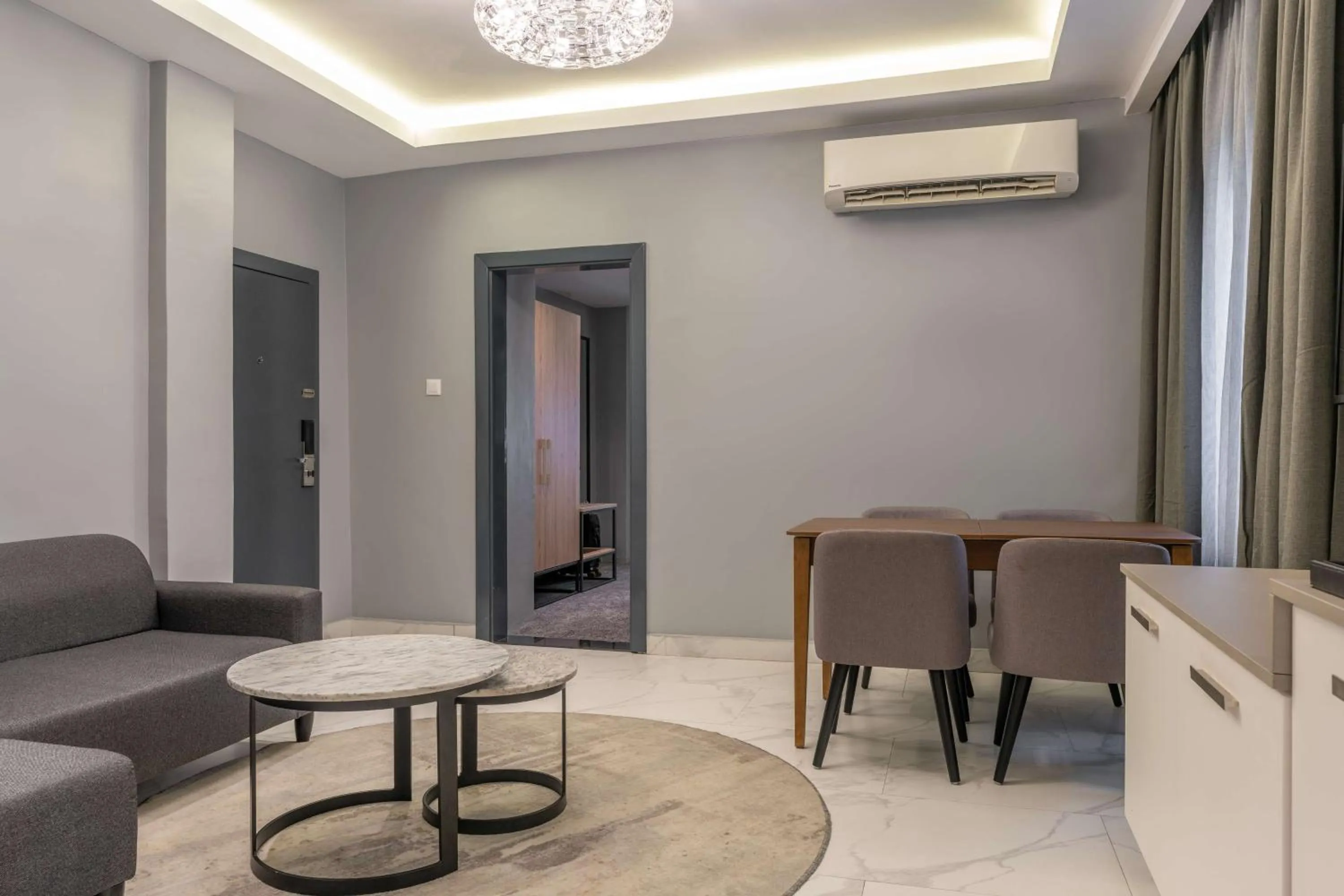 Photo of the whole room in Park Inn by Radisson, Lagos Victoria Island