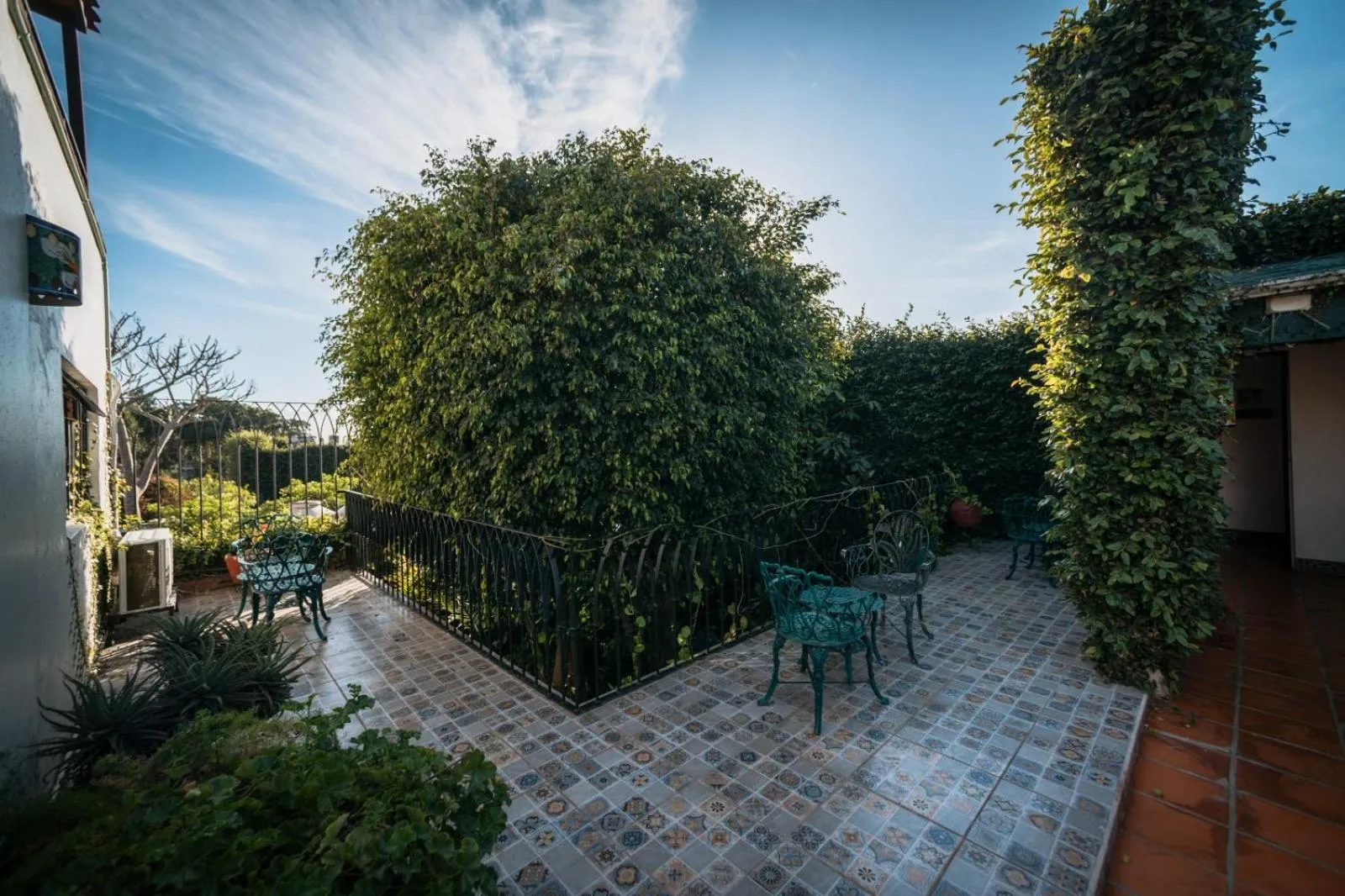 Spring in Hotel Casa Guivá