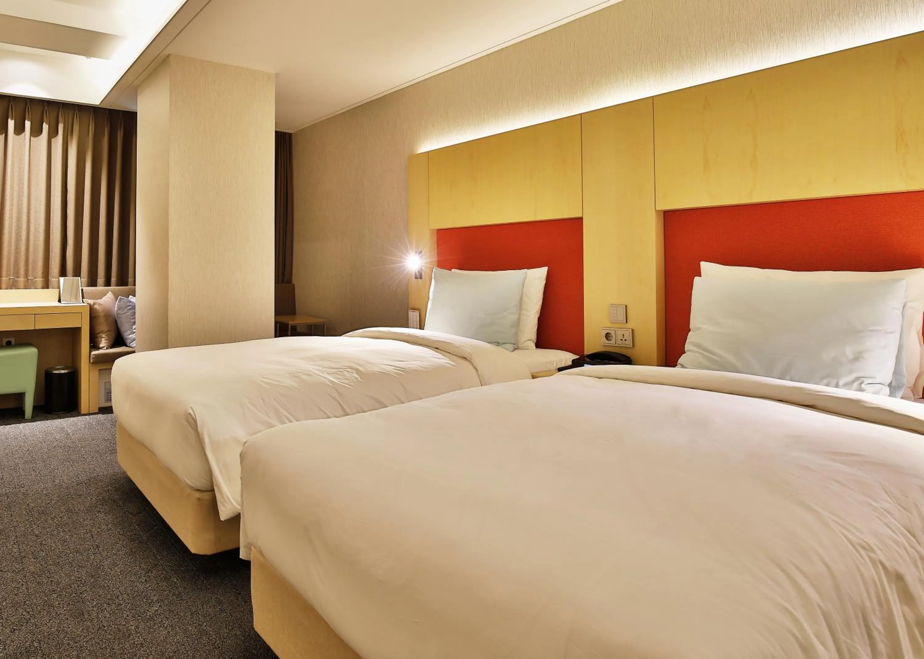 Bed in Hotel Midcity Myeongdong