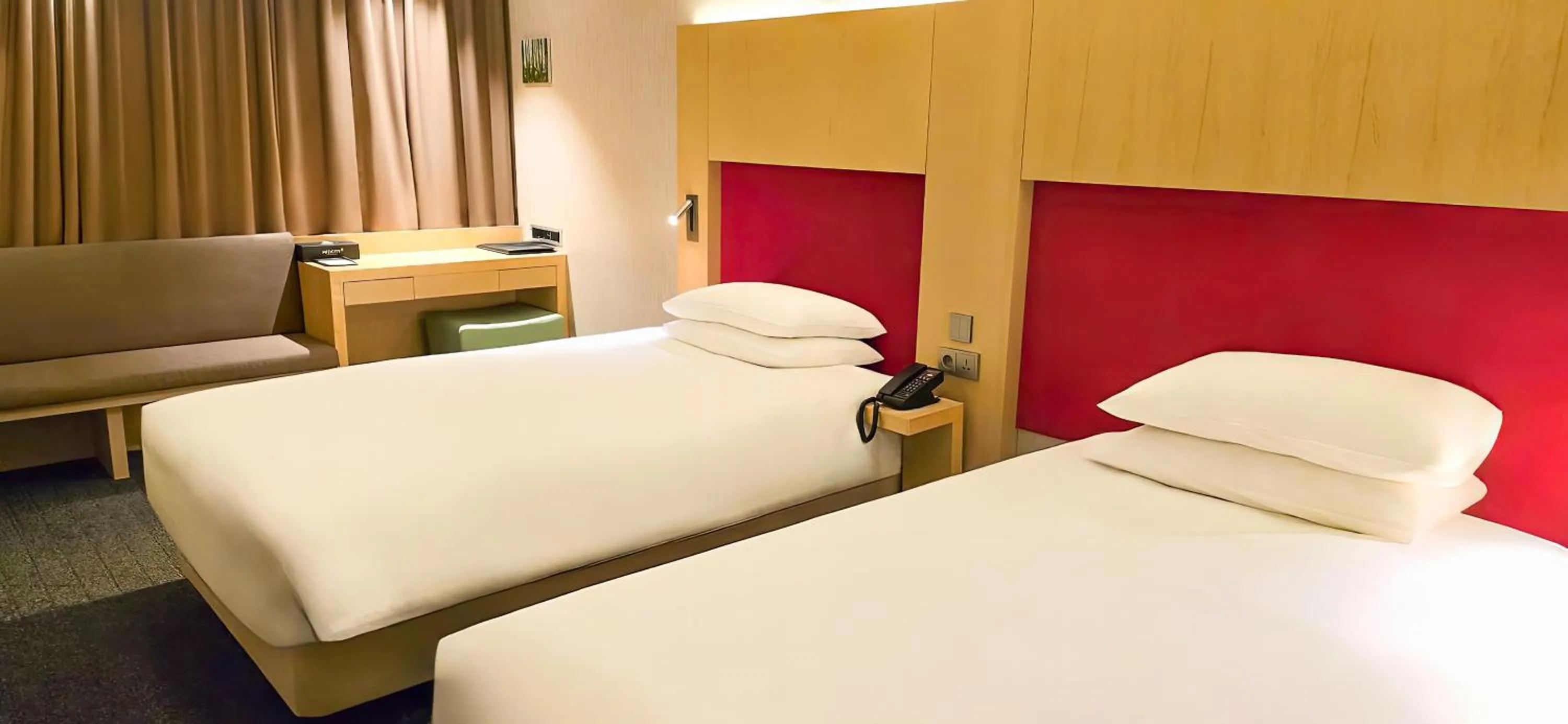 Bed in Hotel Midcity Myeongdong