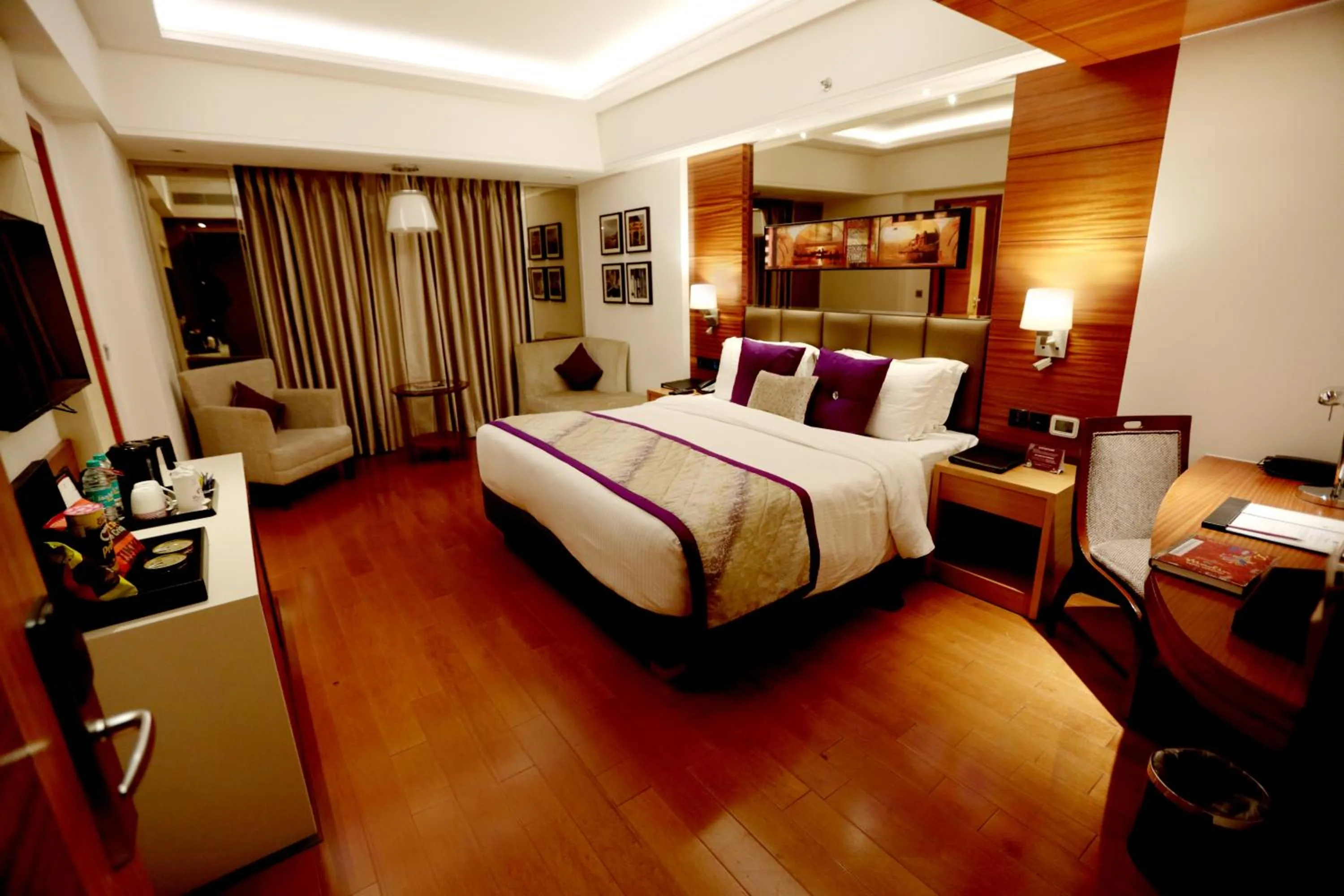 Photo of the whole room, Bed in Hotel Madin