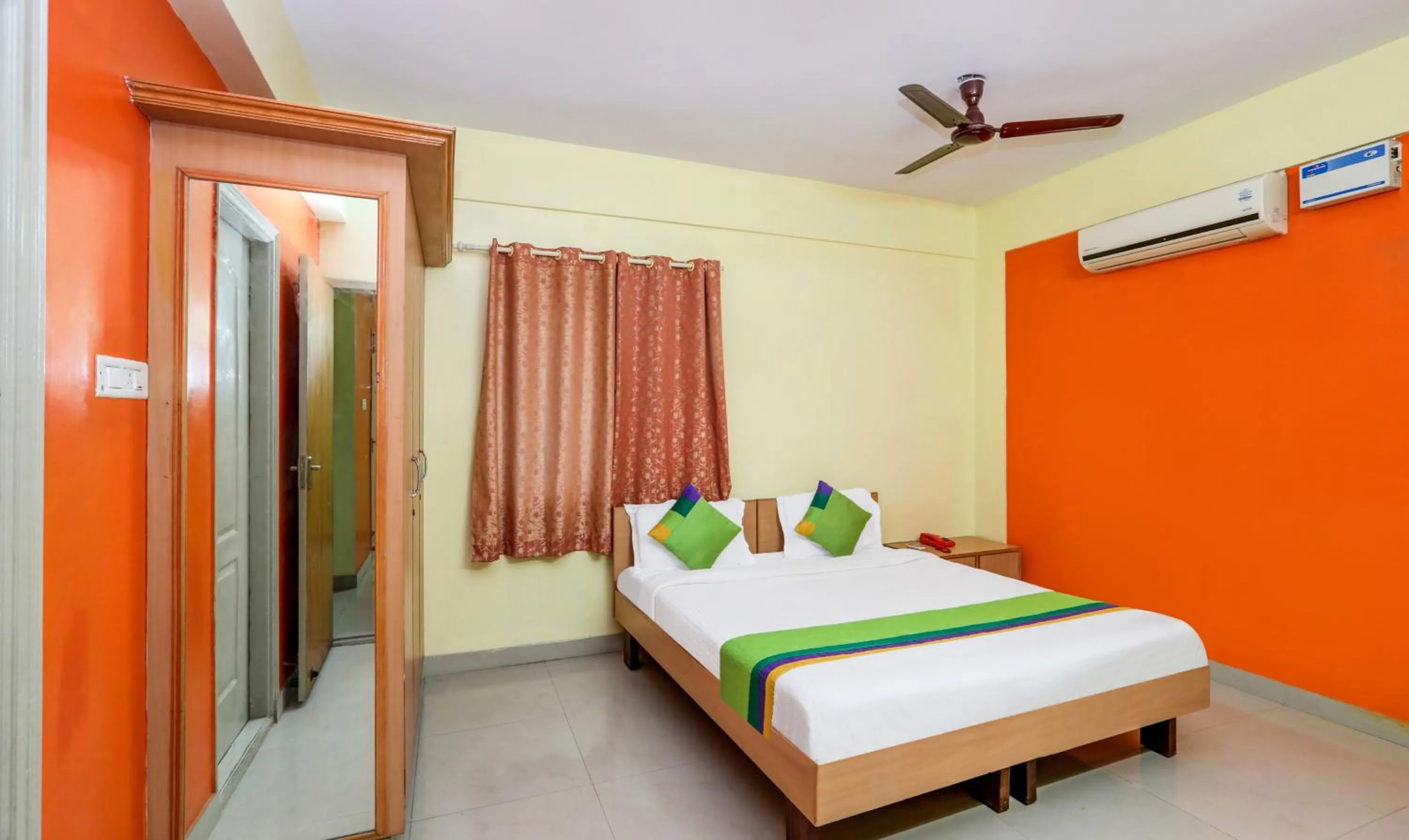 Bedroom in Itsy Hotels Jasmine