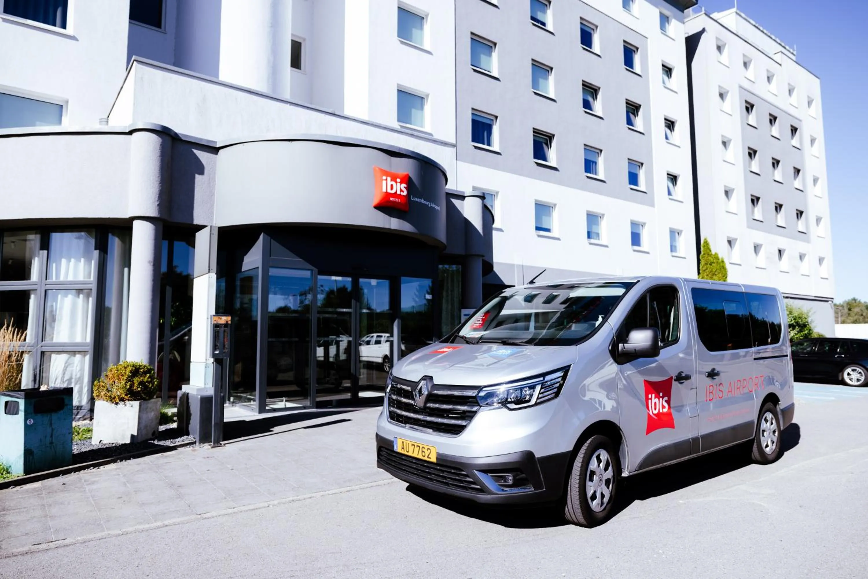 Parking in Ibis Luxembourg Airport