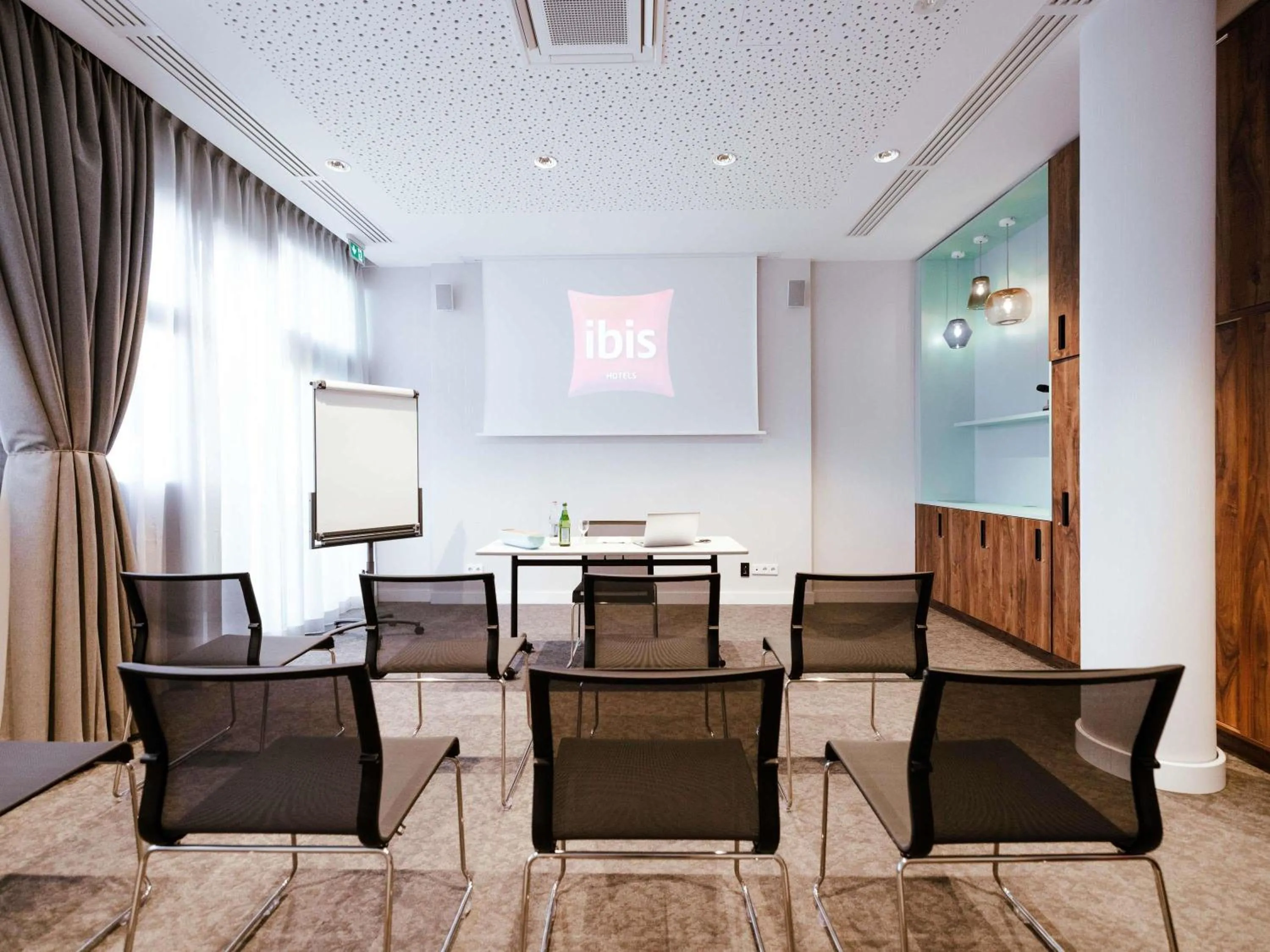 Meeting/conference room in Ibis Luxembourg Airport