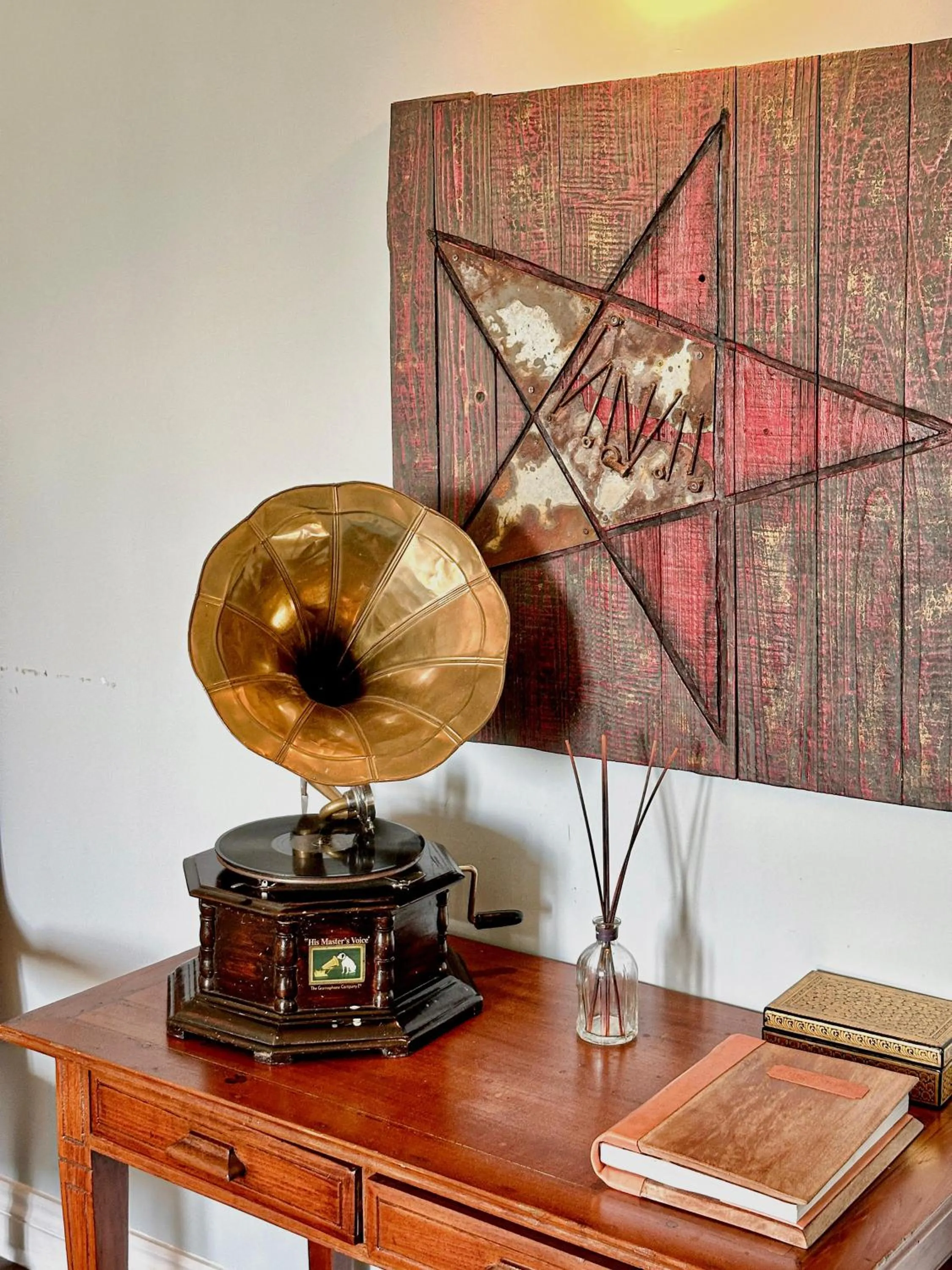 Decorative detail in Kent Cottage